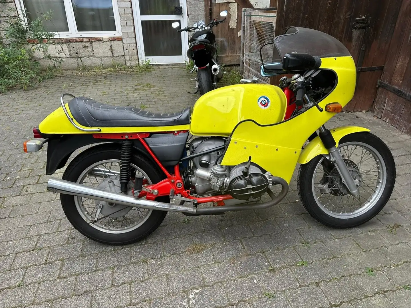 BMW R 75/5 Michel Yellow - 2