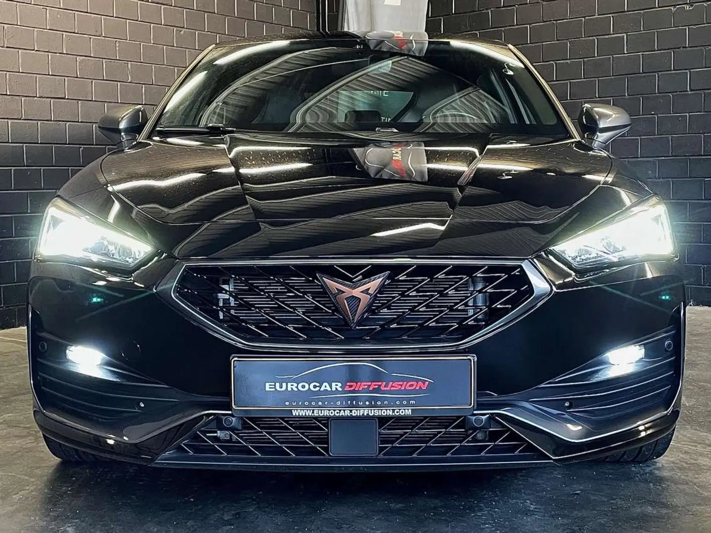 CUPRA Leon 245CV eHybrid DSG6 Noir - 2