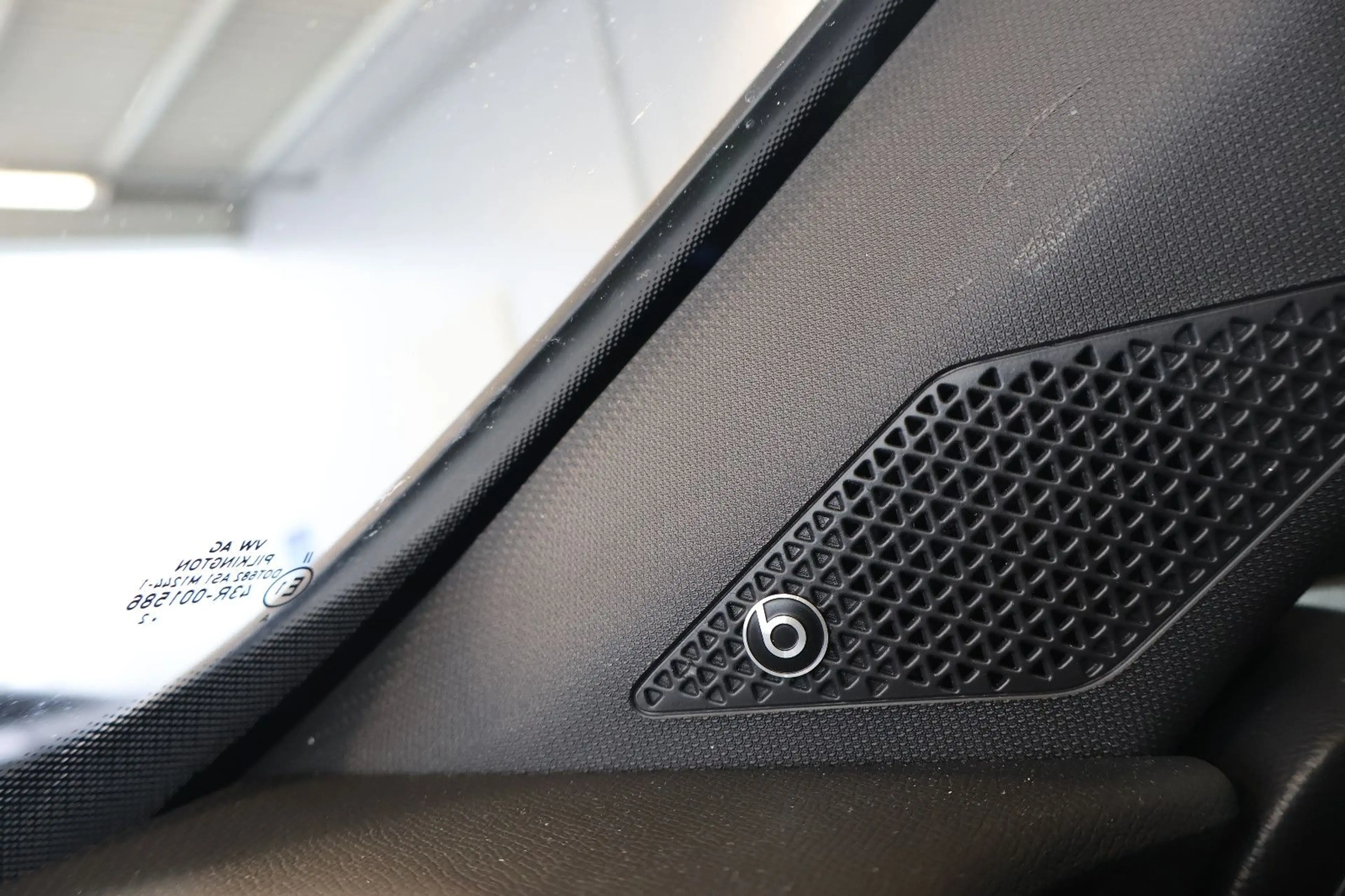 CUPRA Formentor VZ 2.0 TSI 4D BEATS+SIDE+KAM+MEM+19" — photo 12