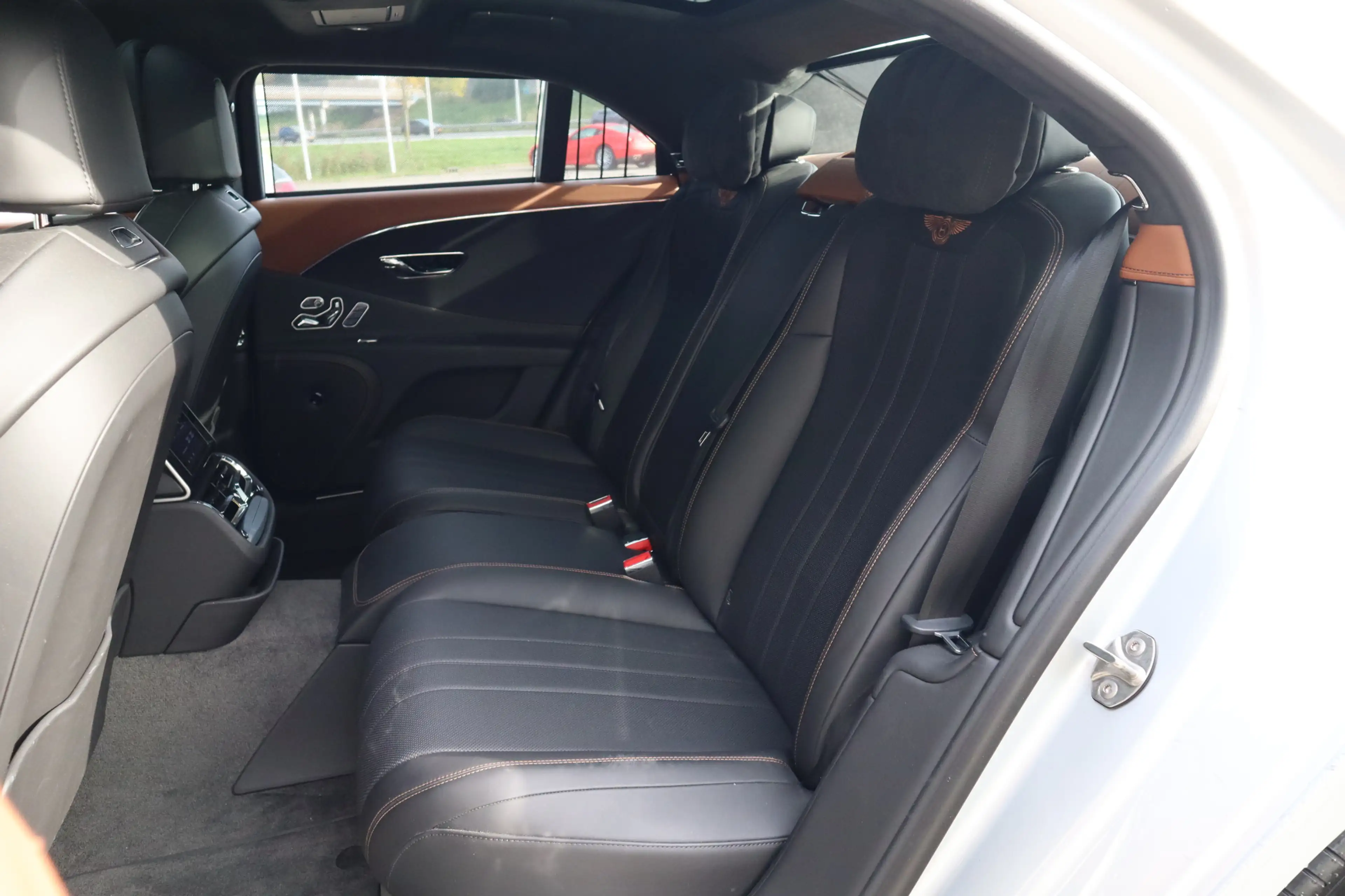 Bentley Flying Spur 4.0 V8 | Achterasbesturing, Massage, Nachtzicht, P — photo 21
