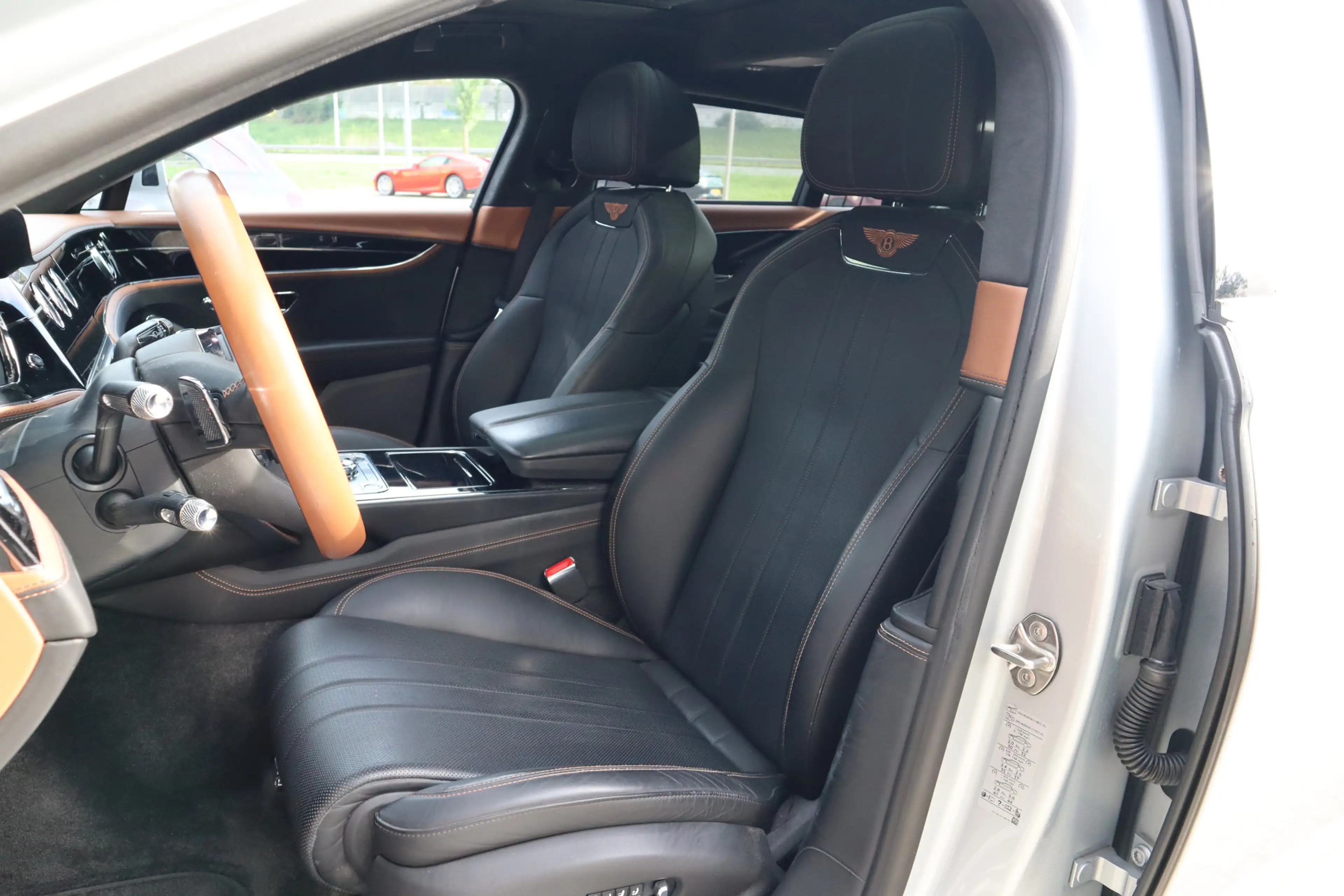 Bentley Flying Spur 4.0 V8 | Achterasbesturing, Massage, Nachtzicht, P — photo 24