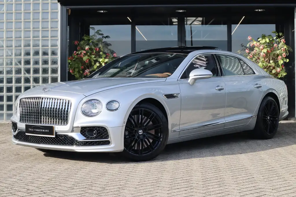 Bentley Flying Spur 2021 из Европы — купить под ключ