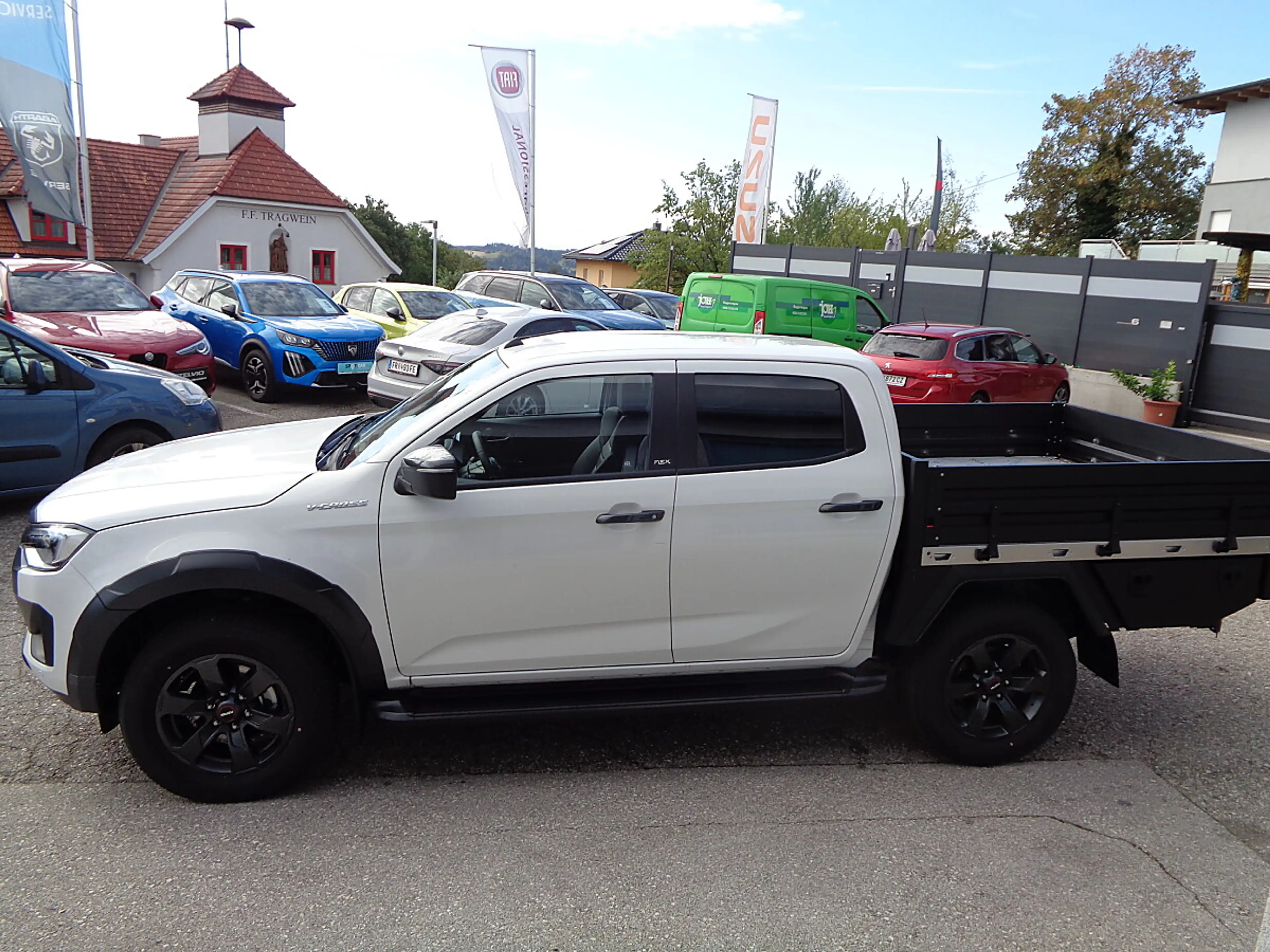 Isuzu D-Max D-MAX Double Cab V-Cross 4WD Aut. FLEX UMBAU NO... — photo 14