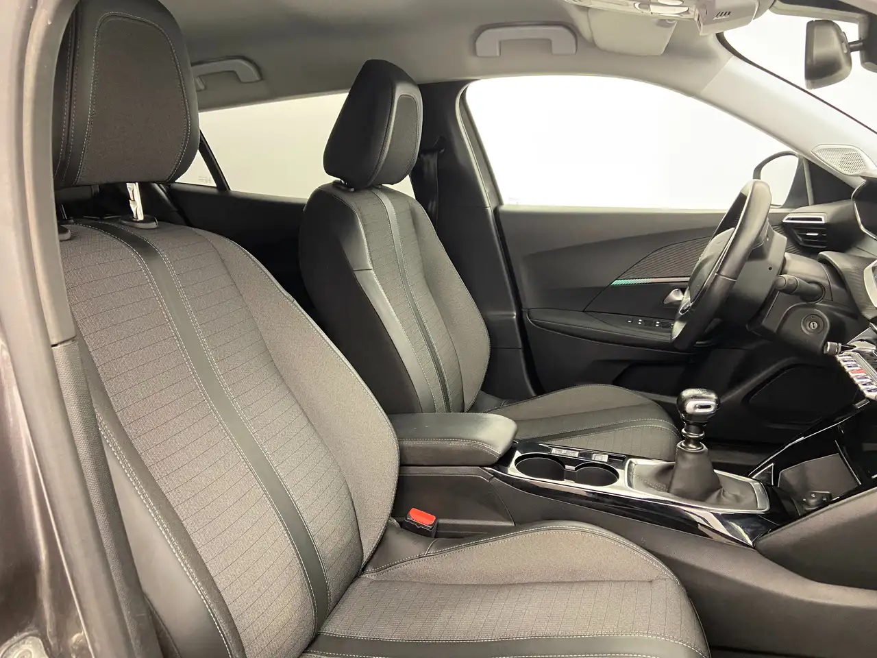 Peugeot 2008 2008 II 2020 1.2 puretech Allure Pack s 12