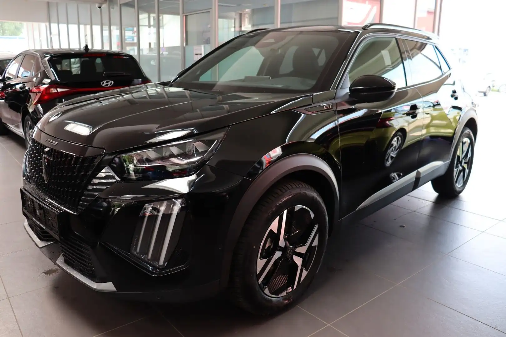 Peugeot 2008 HYBRID 145 e-DSC6 GT Alcantara 360° Schiebe Чёрный - 1