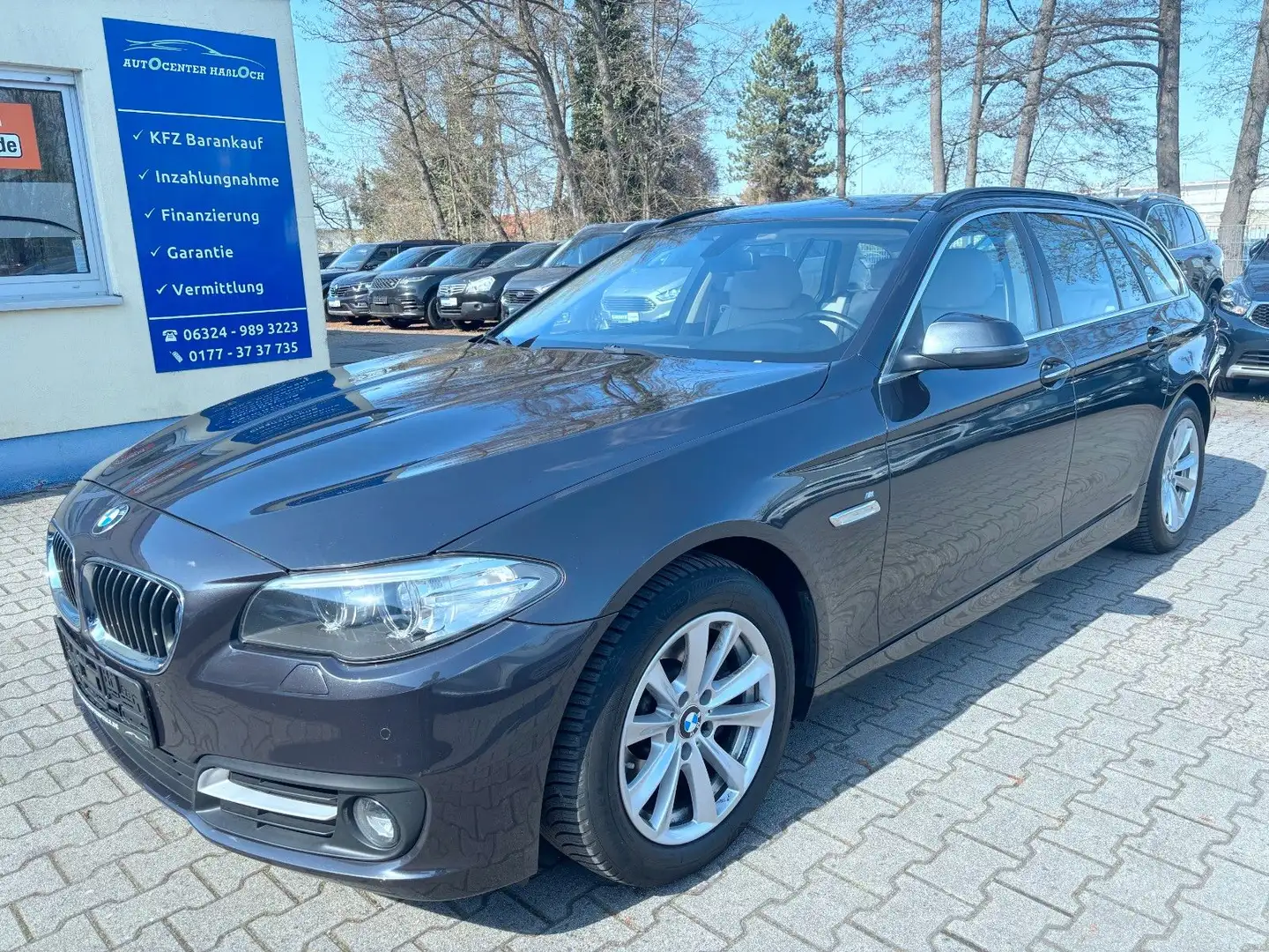 BMW 520 d xDrive Touring Sport Auto Leder NaviProf. Grau - 1