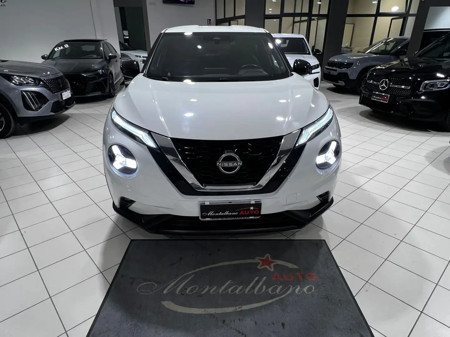 Nissan Juke Juke 1.0 DIG-T 114 CV N-Connecta White - 2