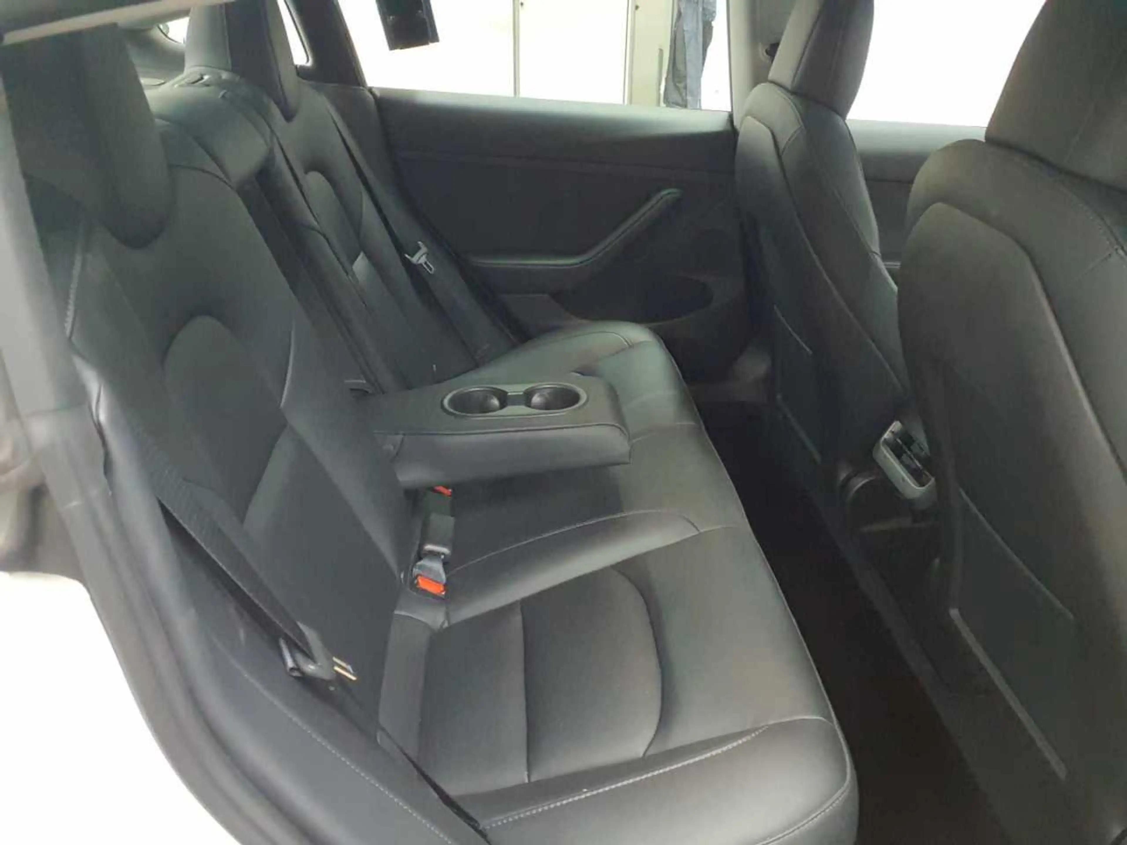 Tesla Model 3 Langstreckenbatt. Allradantrieb Dual Motor — photo 13