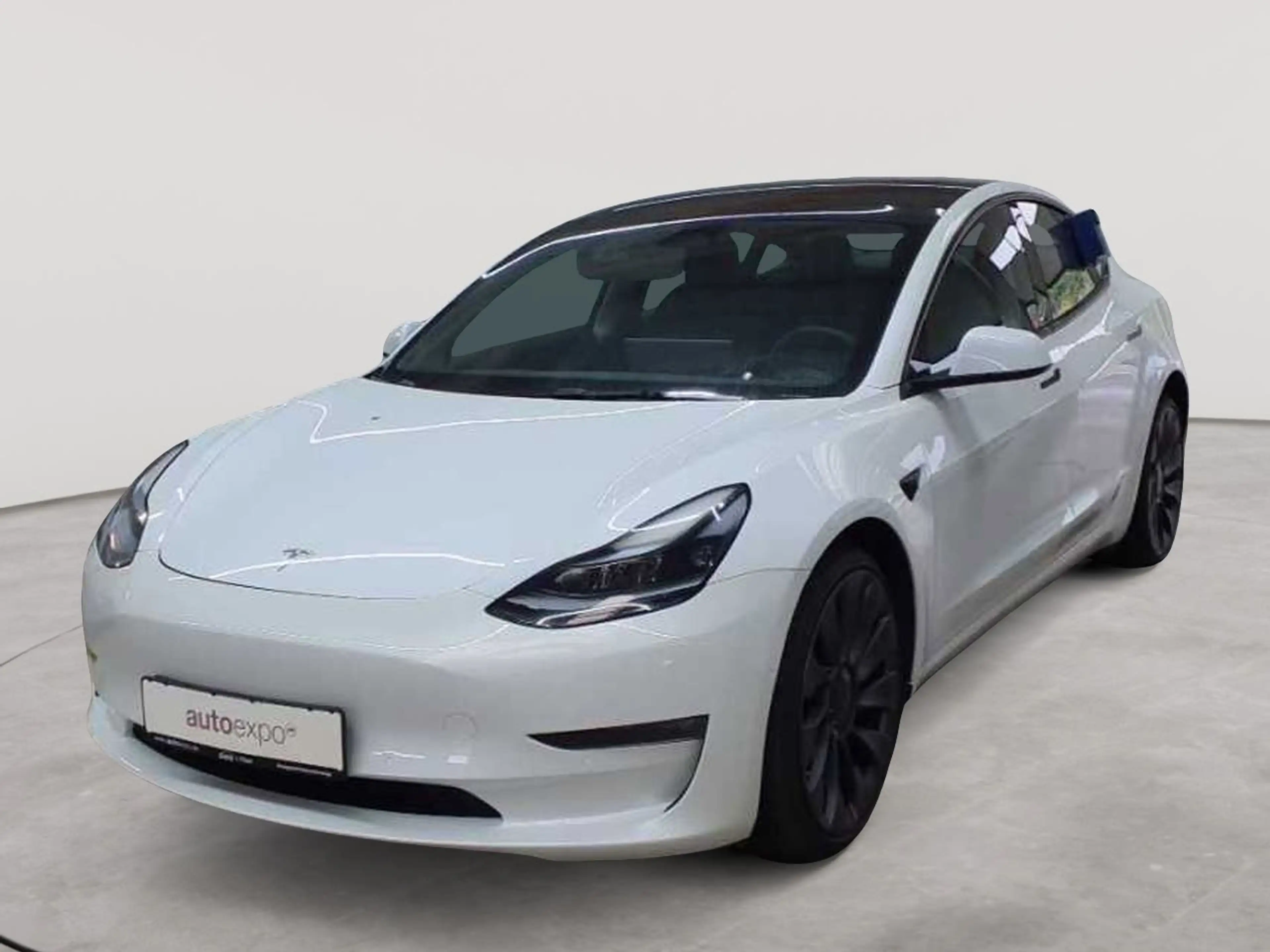 Tesla Model 3 Langstreckenbatt. Allradantrieb Dual Motor — photo 2