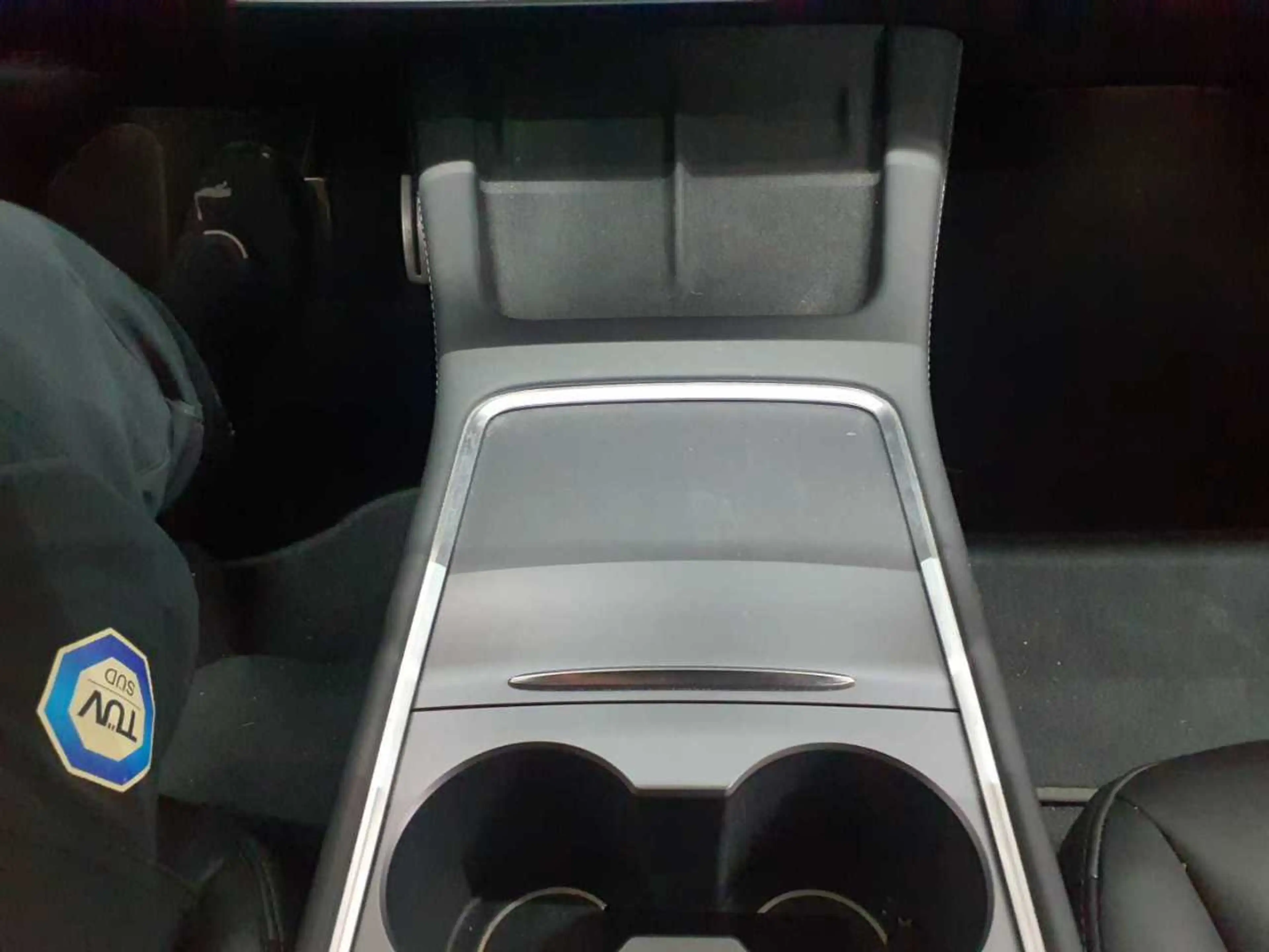 Tesla Model 3 Langstreckenbatt. Allradantrieb Dual Motor — photo 10