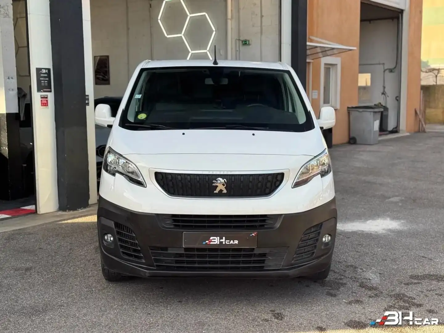 Peugeot Expert Vu FOURGON 2.0L 120cv BLUEHDI L2 PREMIUM / ATTELAGE Weiß - 2