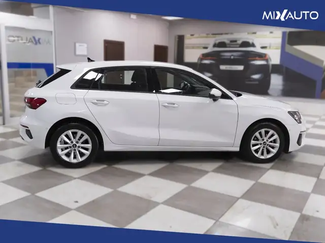 Audi A3 view 6
