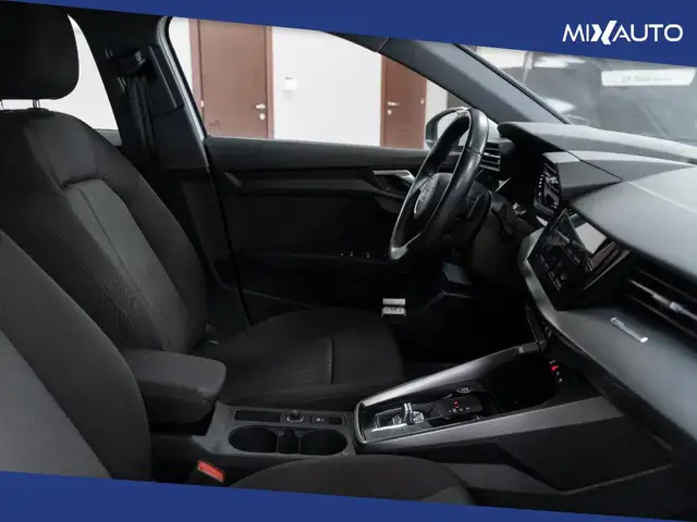 Audi A3 view 14