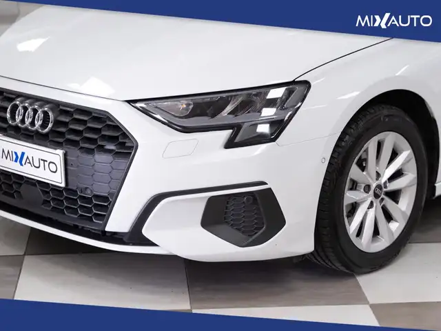 Audi A3 view 9