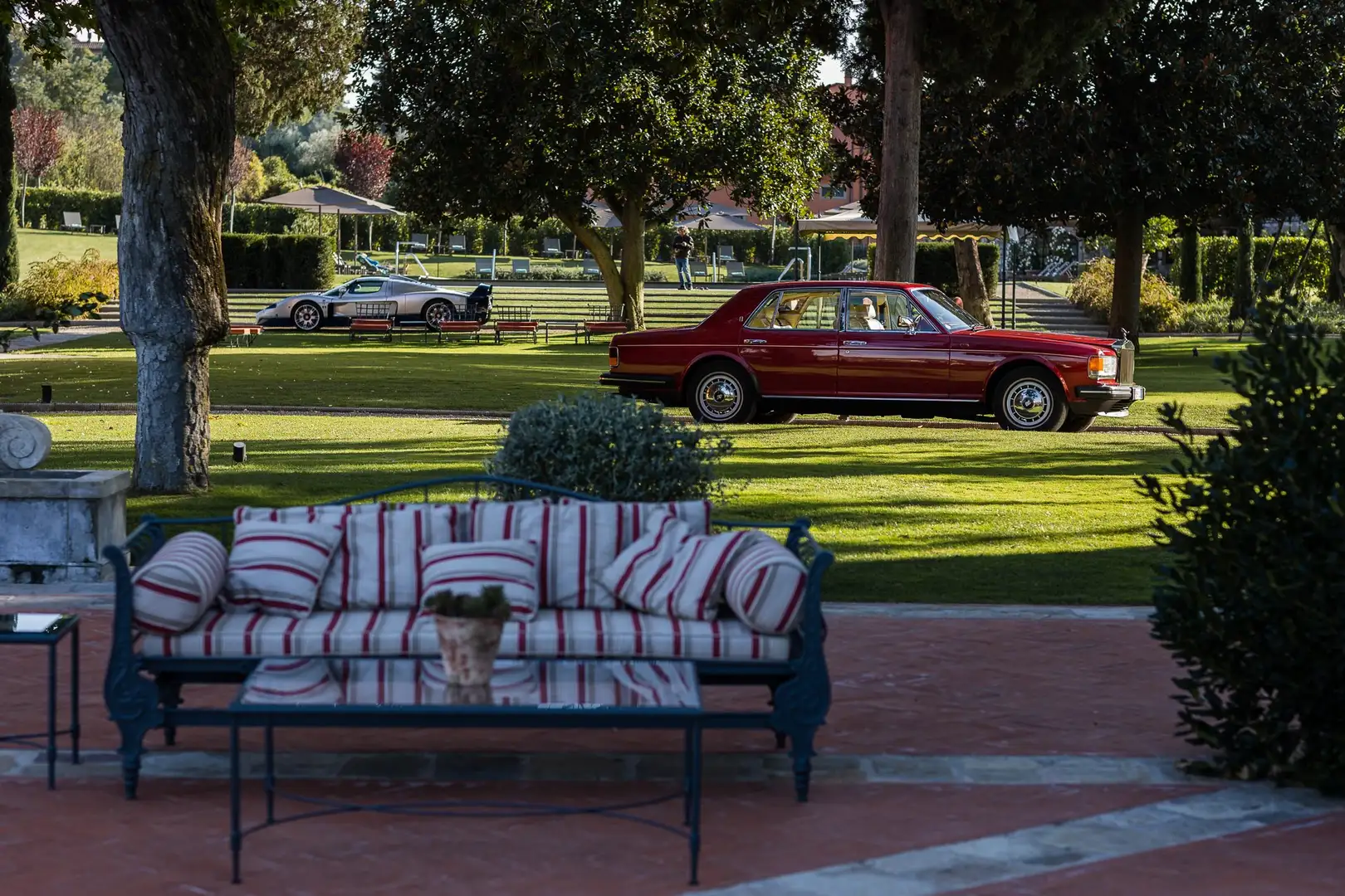 Rolls-Royce Silver Spirit Silver Spirit 6.8 Červená - 2
