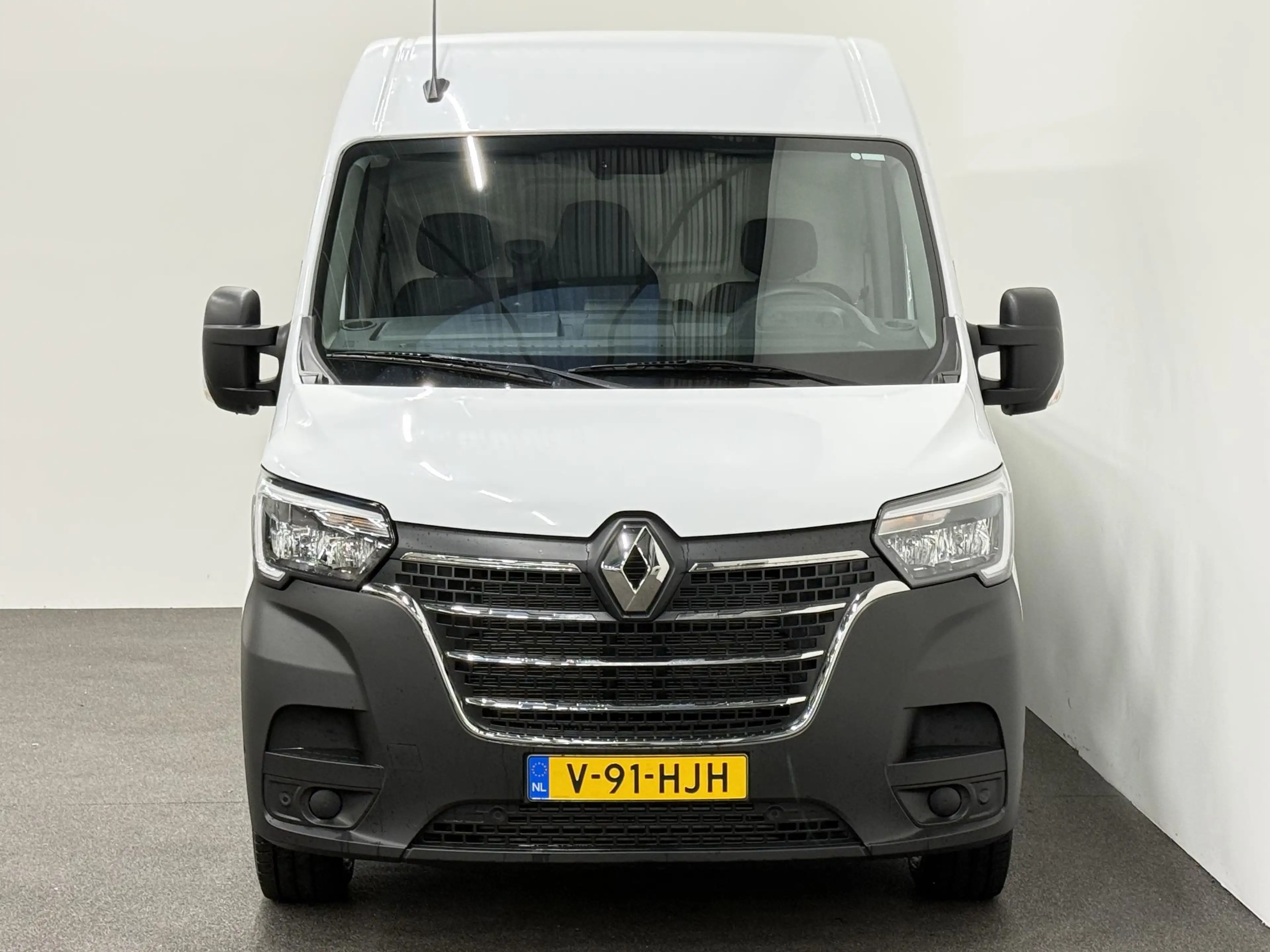 Renault Master T33 2.3 dCi 135 L2H2 Airco Cruise control Parkeers — photo 10