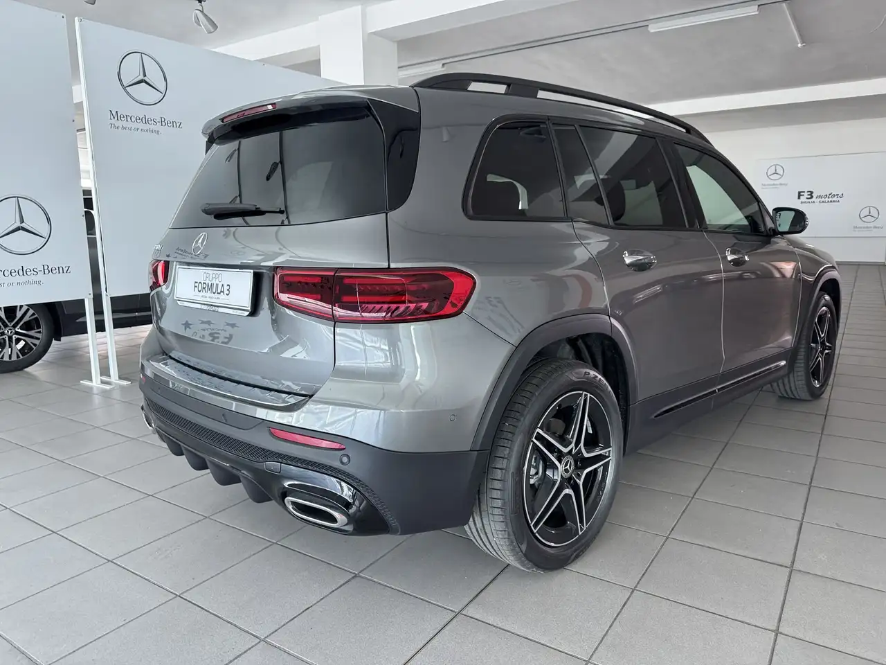 Mercedes-Benz GLB 2026