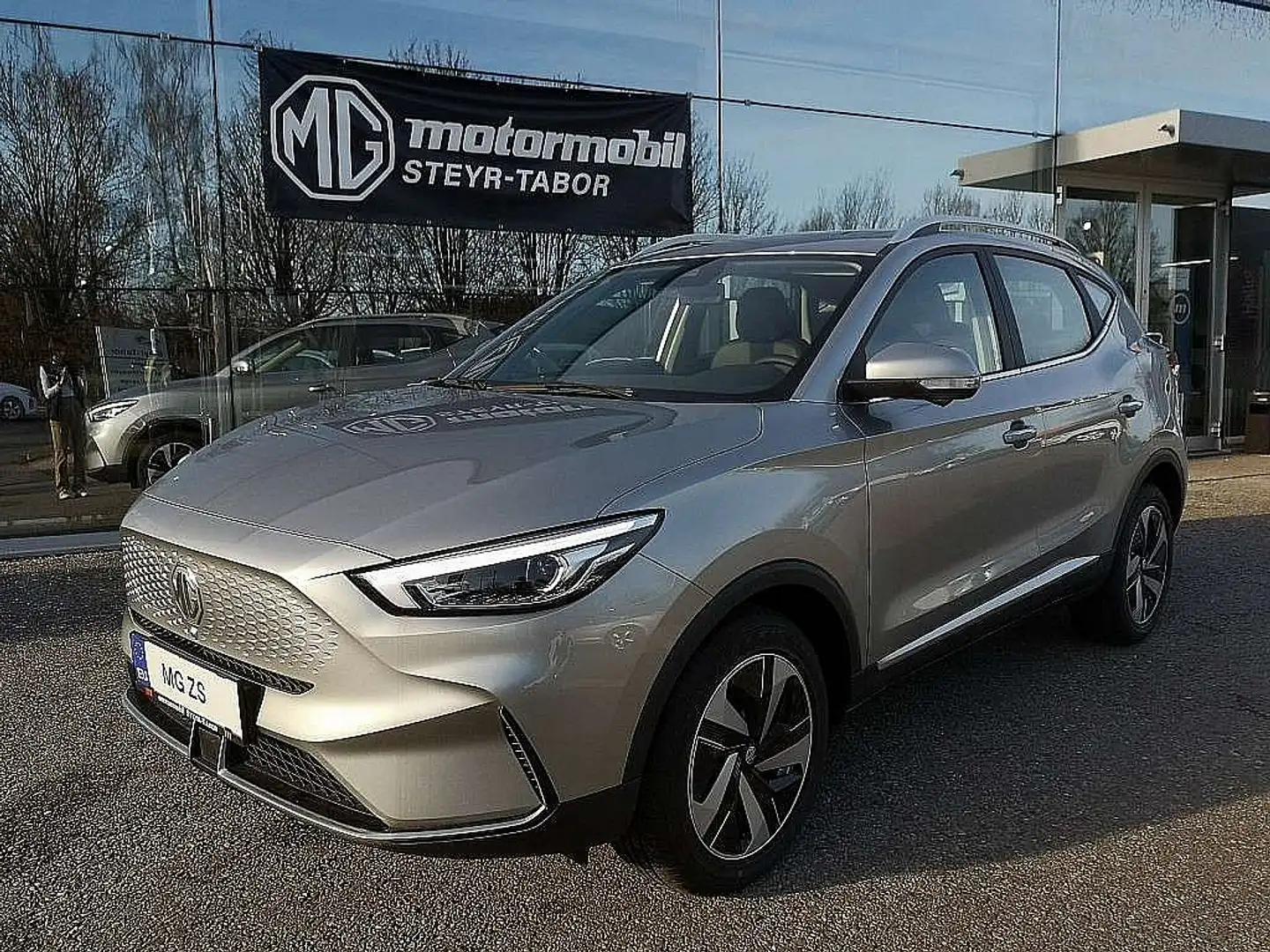 MG ZS EV Luxury 72 kWh Silber - 1