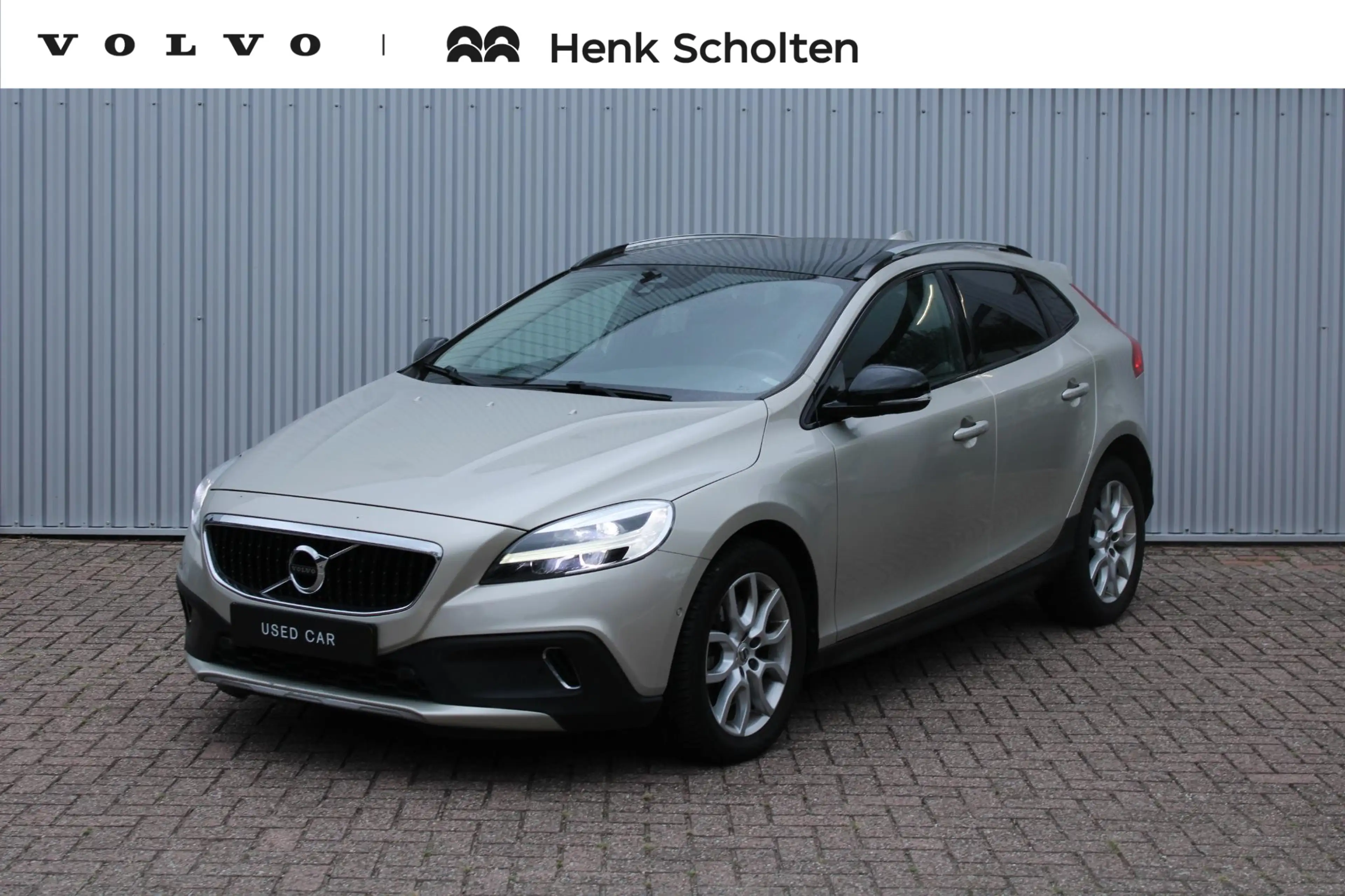 Volvo V40 Cross Country 1.5 T3 Polar+ Luxury