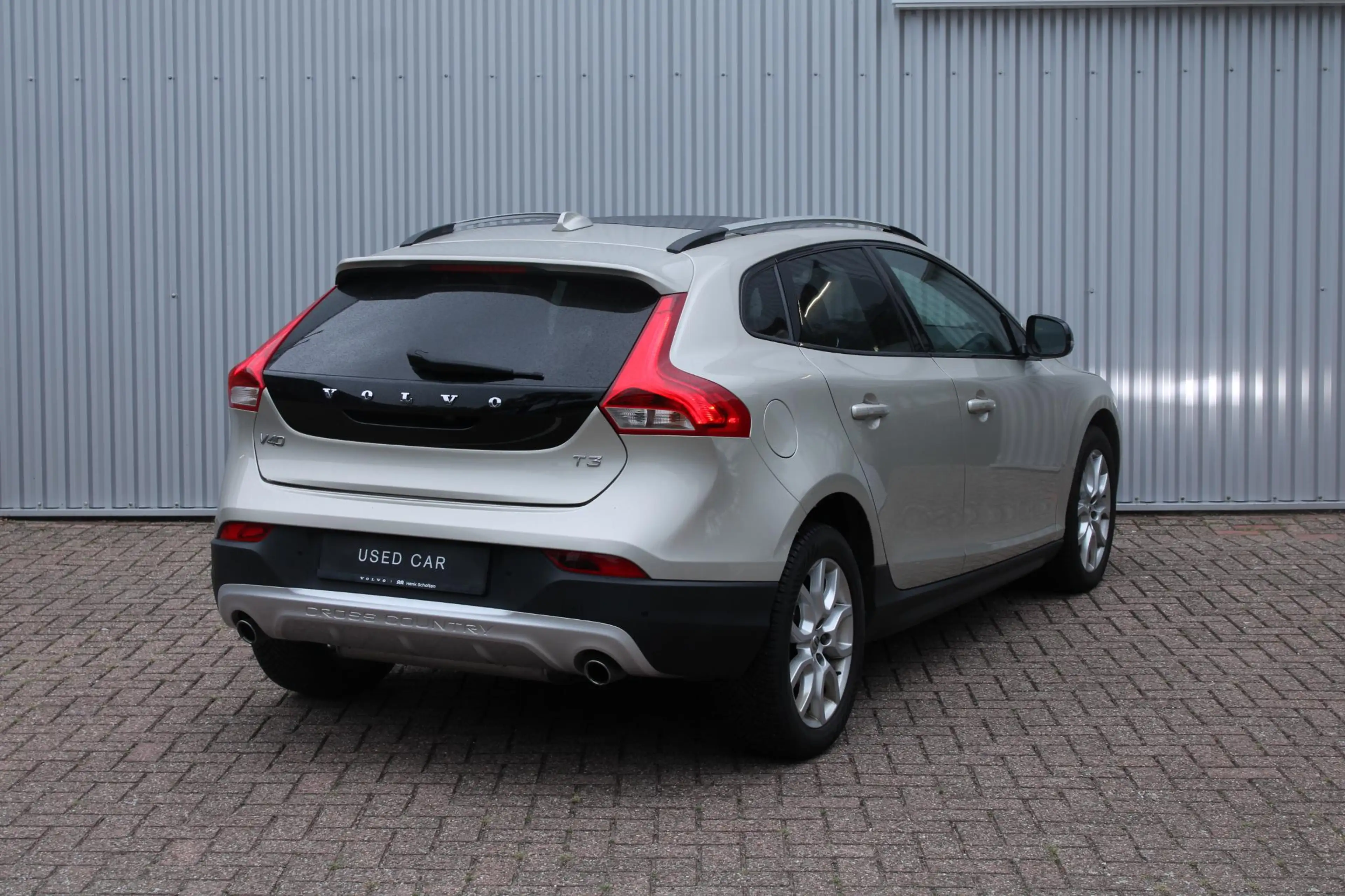Volvo V40 Cross Country 1.5 T3 Polar+ Luxury — photo 4