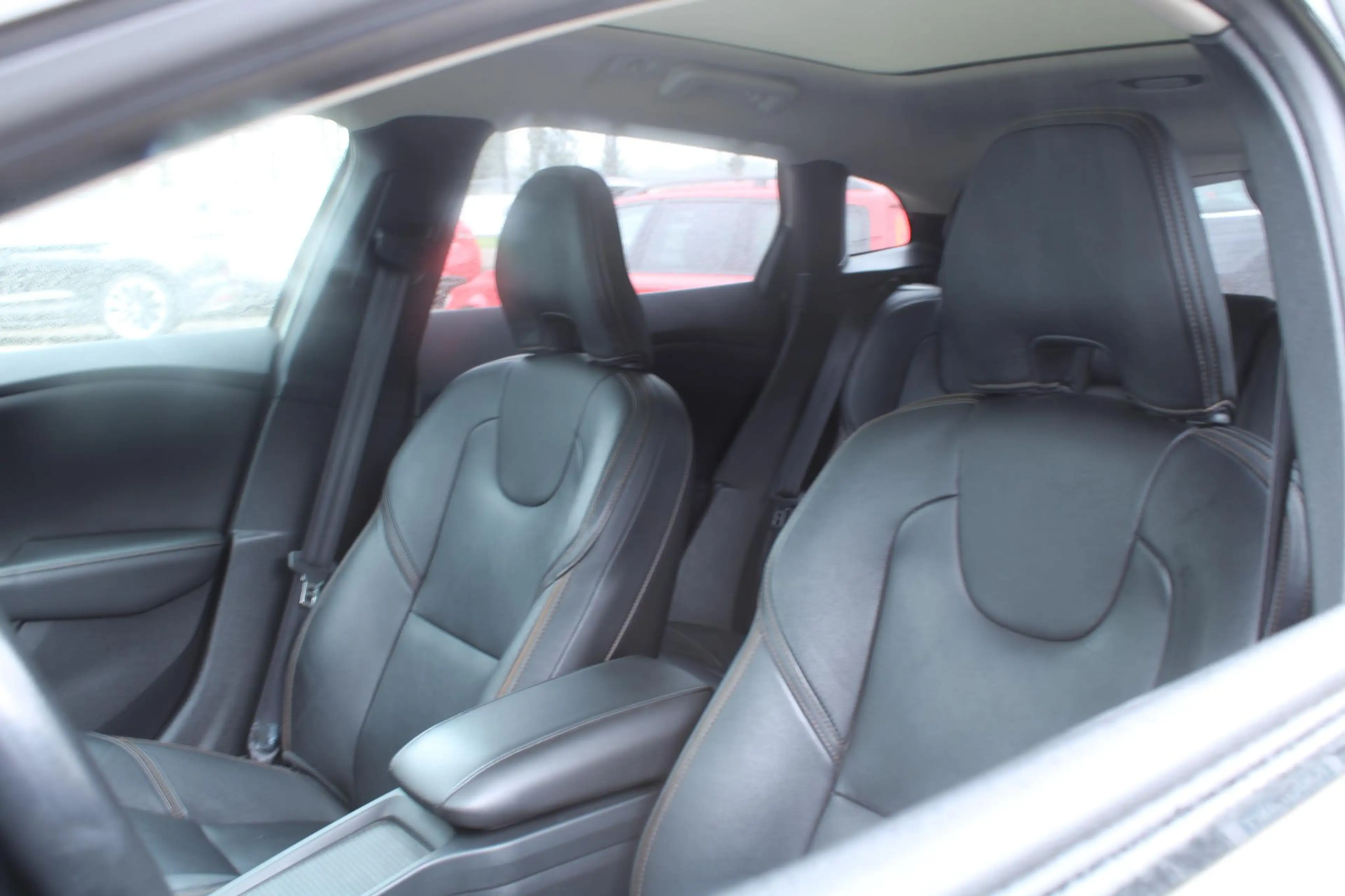Volvo V40 Cross Country 1.5 T3 Polar+ Luxury — photo 13