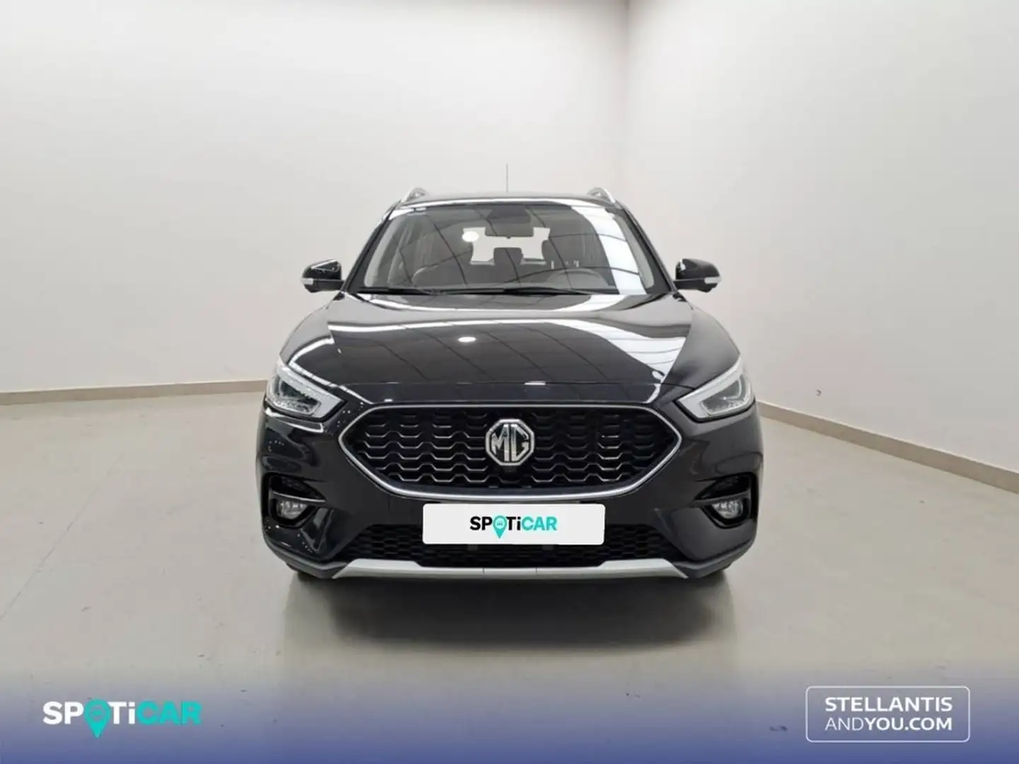 MG ZS 1.0T Luxury Negro - 2