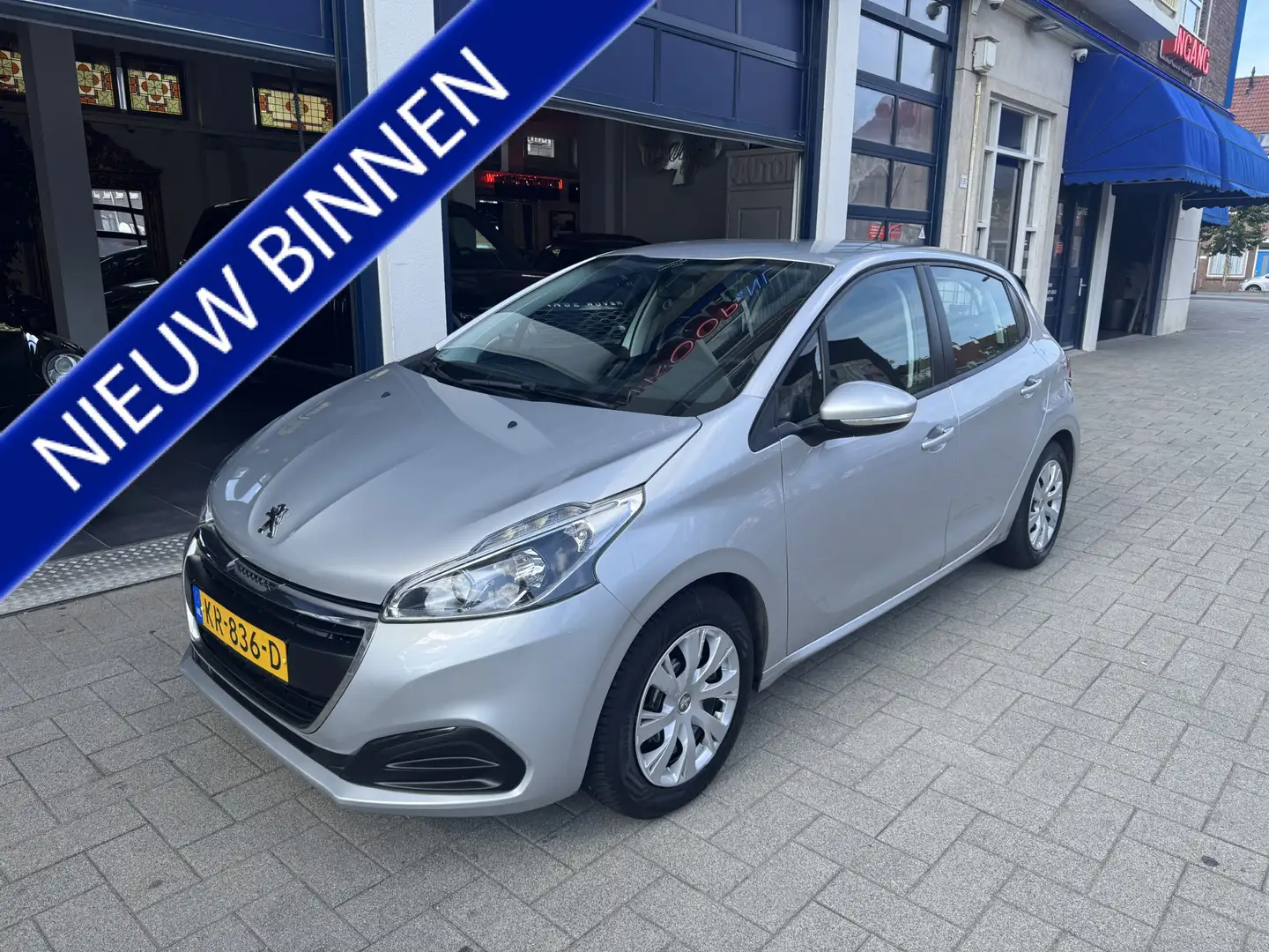 Peugeot 208 1.2 PureTech Active NL AUTO/NAVI/AIRCO Gris - 1