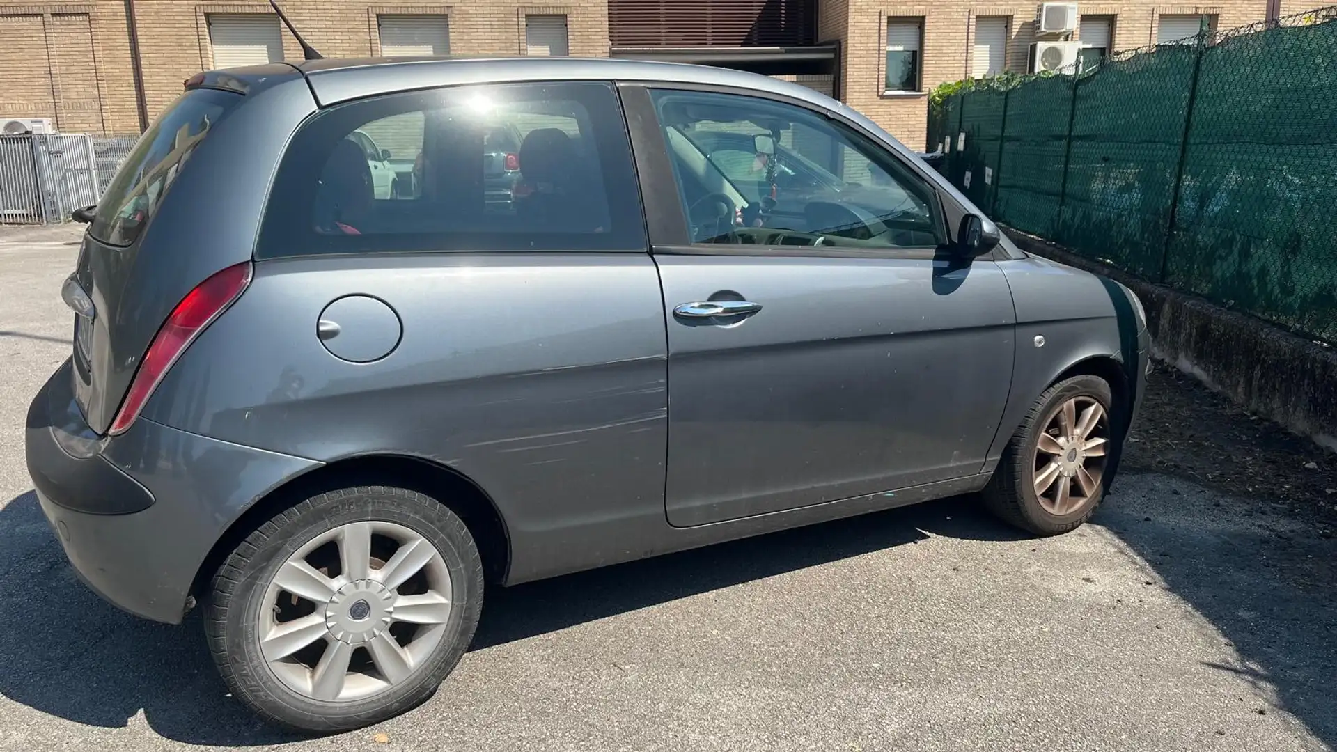 Lancia Ypsilon 1.2 8v - 1