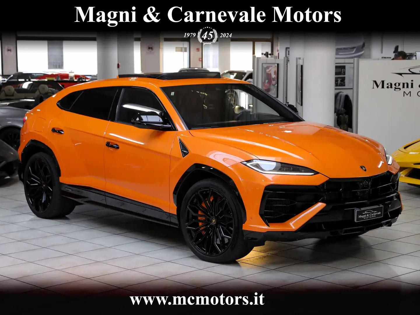 Lamborghini Urus SE|SPECIAL PAINT|FULL STYLE PACKAGE|23''|TETTO|B&O Arancione - 1