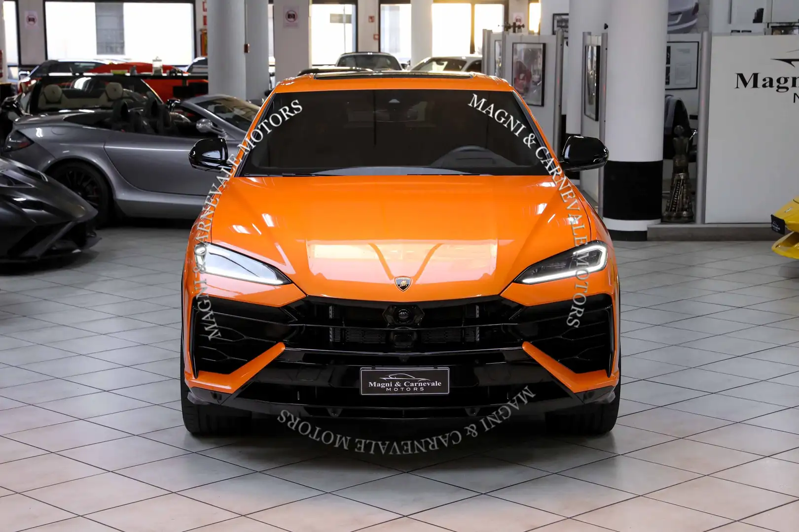 Lamborghini Urus SE|SPECIAL PAINT|FULL STYLE PACKAGE|23''|TETTO|B&O Arancione - 2