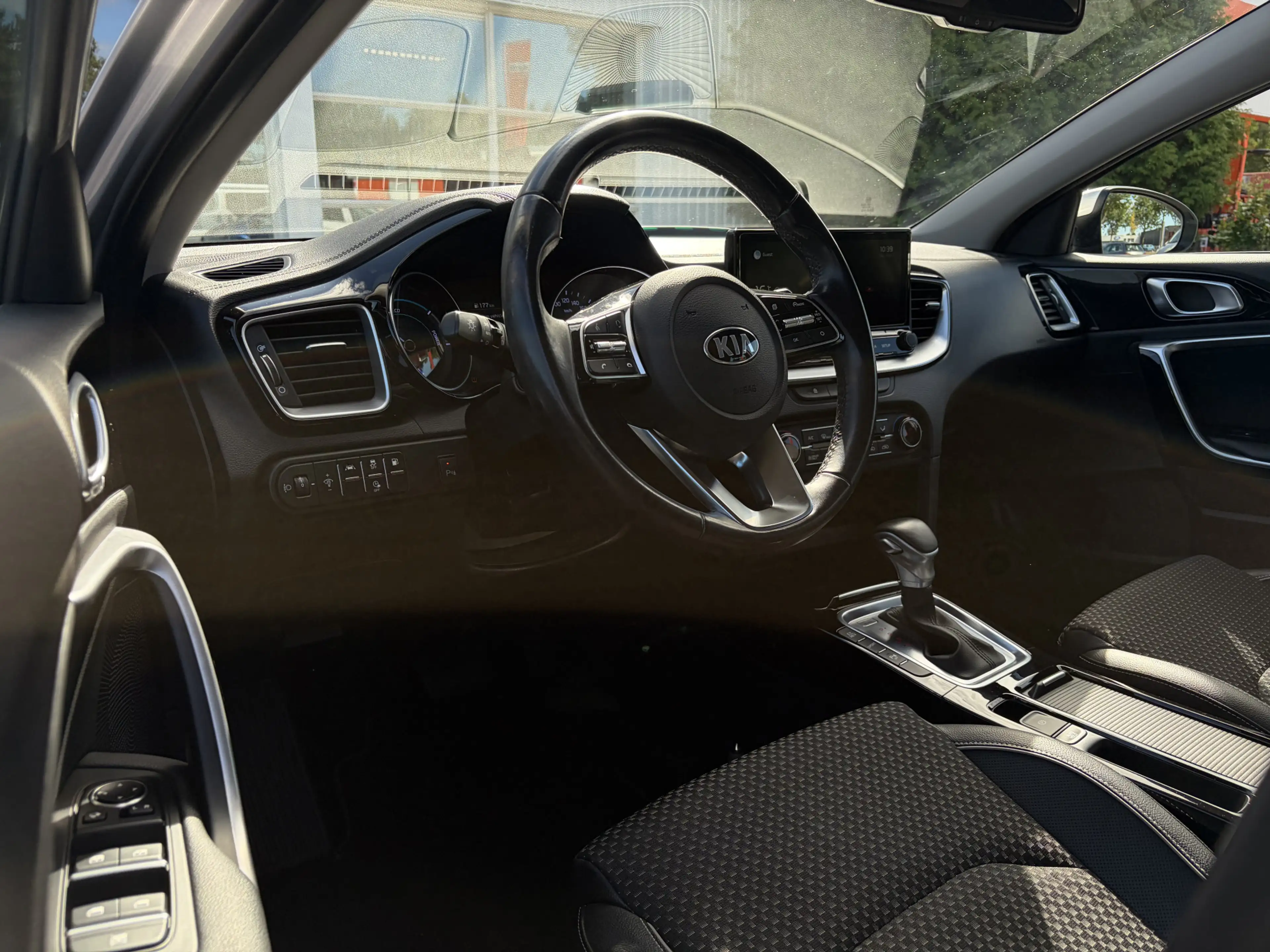 Kia XCeed 1.6 GDi PHEV DynamicLine | Camera | Carplay | Navi — photo 8