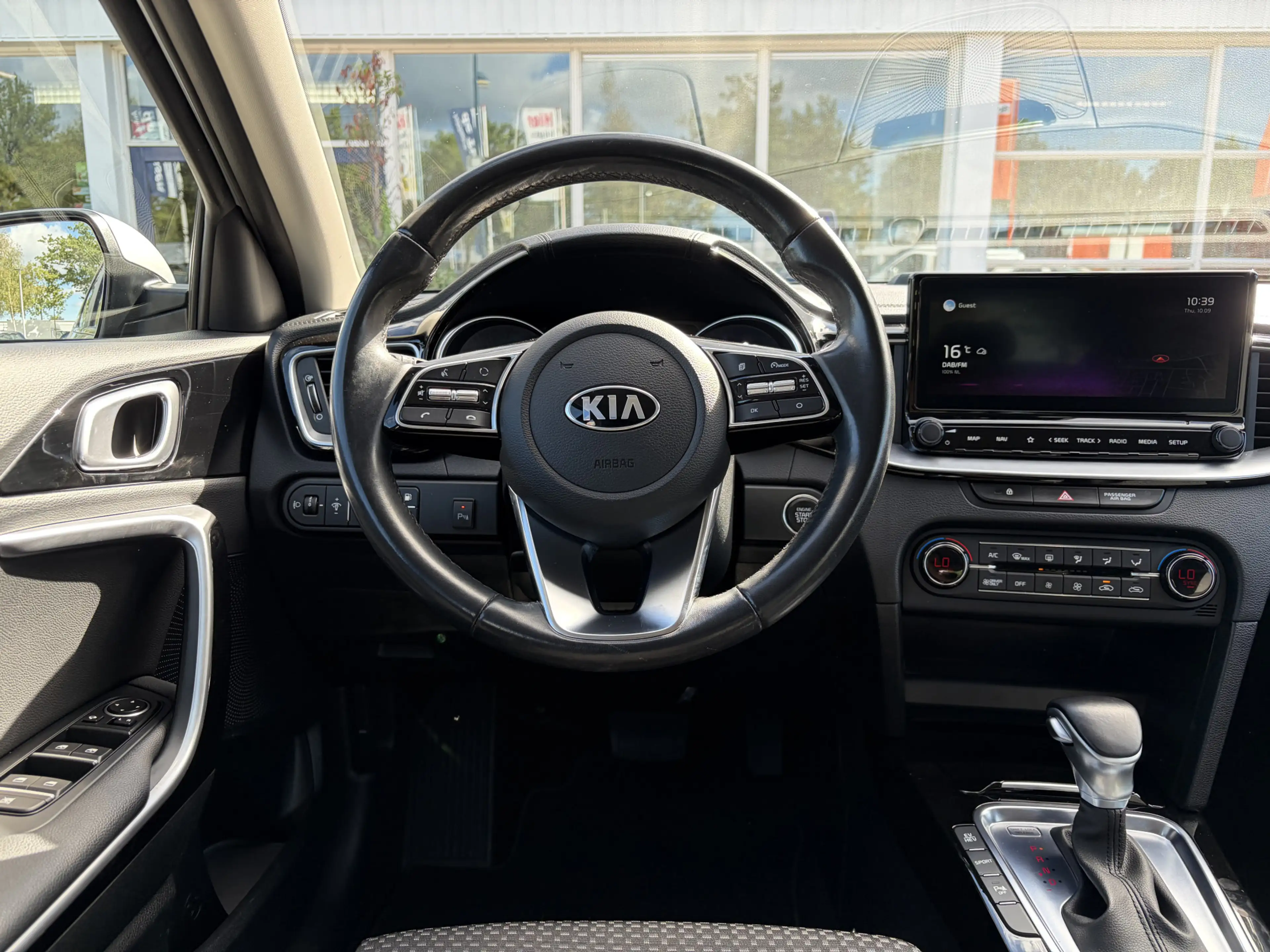 Kia XCeed 1.6 GDi PHEV DynamicLine | Camera | Carplay | Navi — photo 11