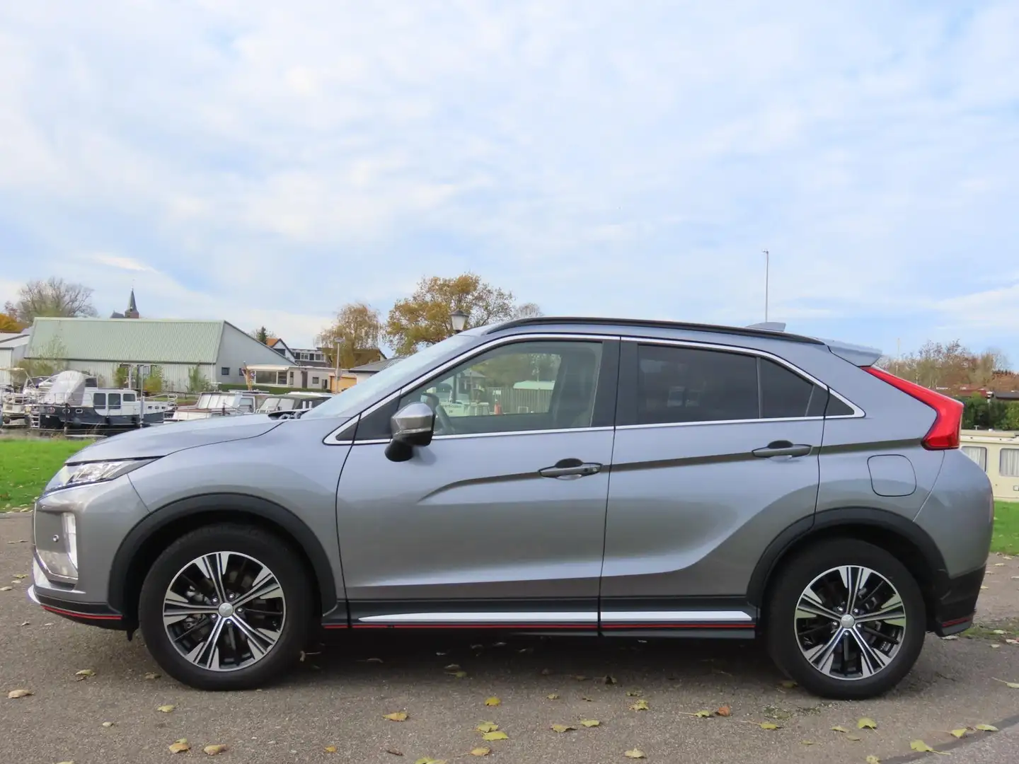 Mitsubishi Eclipse Cross 1.5 DI-T Intense S *1e EIG *Leer *Navi *HUD Grijs - 2