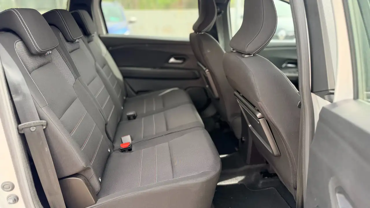 Dacia Jogger 1.0 tce Extreme UP Gpl 100cv 12