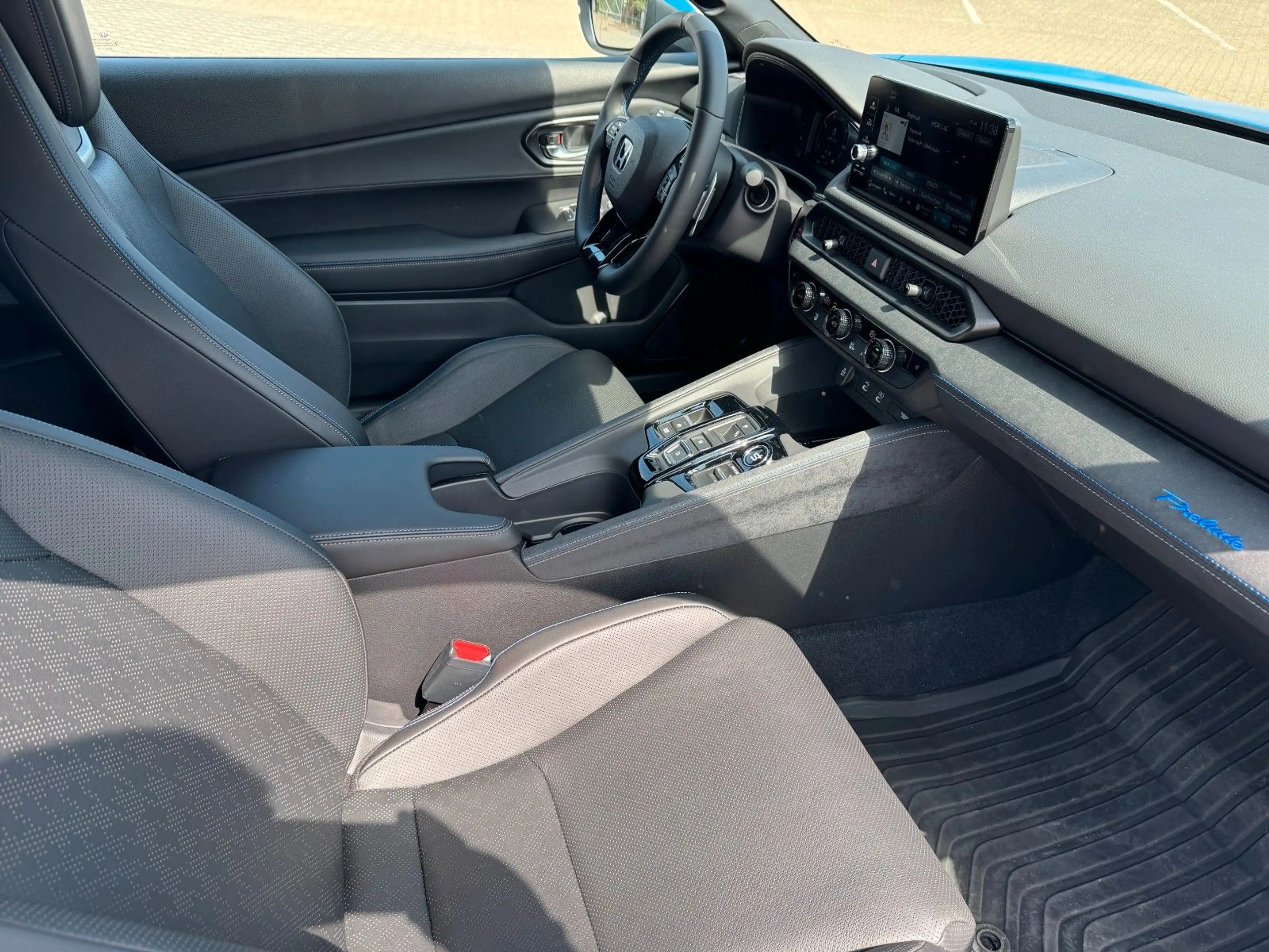 Honda Prelude 2.0 e:HEV Advance Black-Emblem/Einstiegb — photo 14