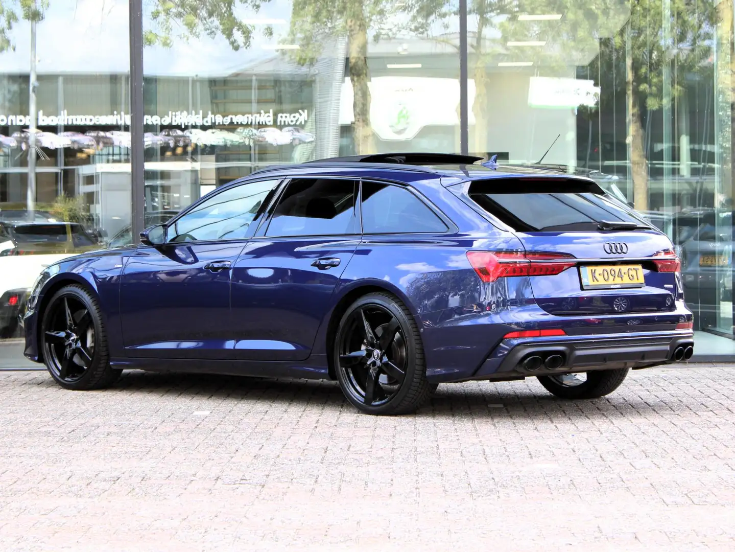 Audi A6 Avant 55 TFSI quattro Sport S line edition | Navi Blauw - 2