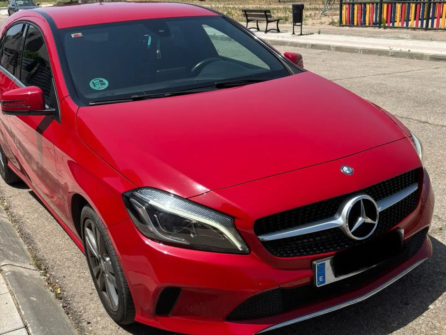 Mercedes-Benz A 200 A 200d 7G-DCT Rojo - 1