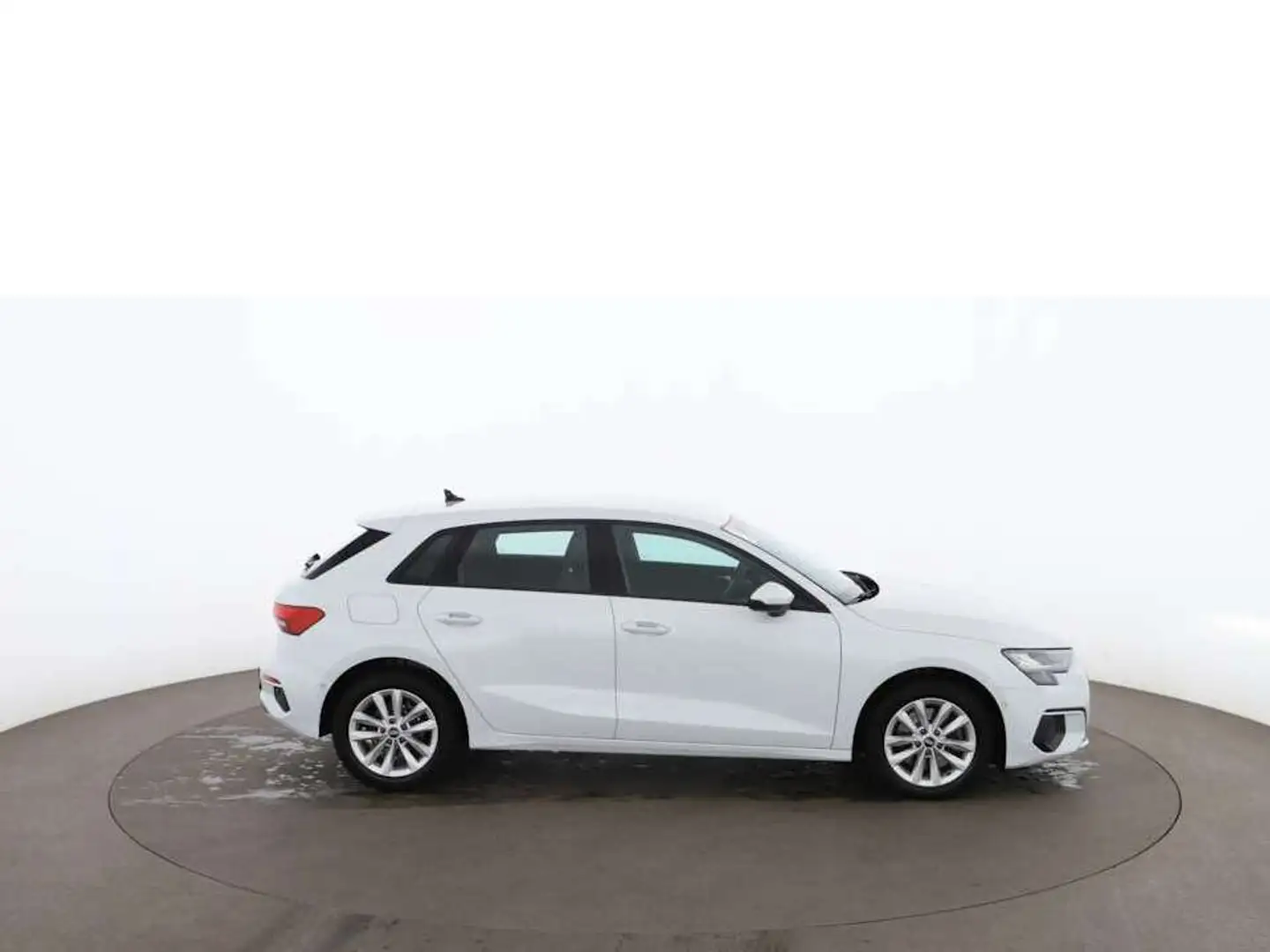 Audi A3 SB 30 TDI LED KLIMA TEMPOMAT DIGI-TACHO PDC Weiß - 2