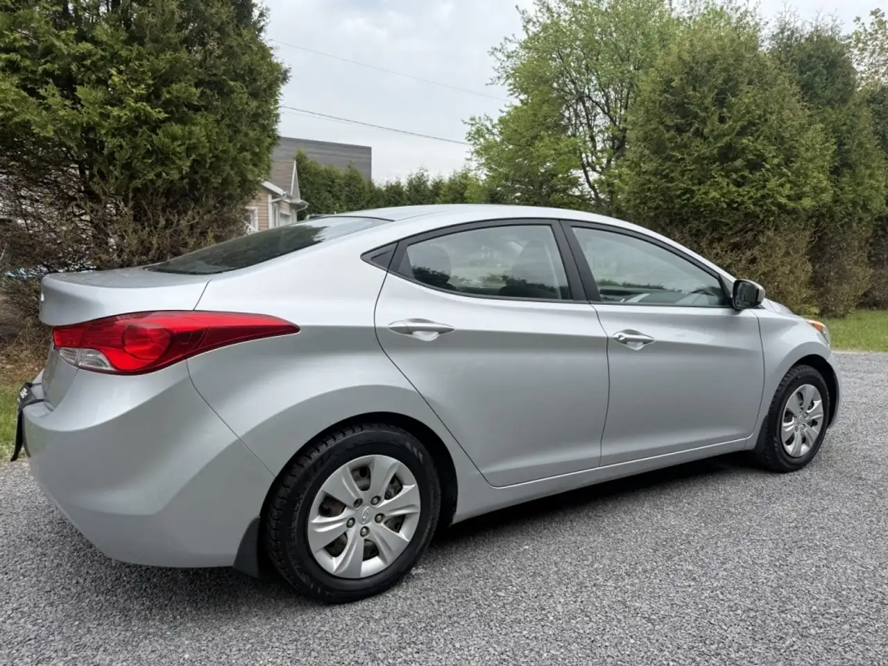 Hyundai ELANTRA fotografie Hyundai ELANTRA