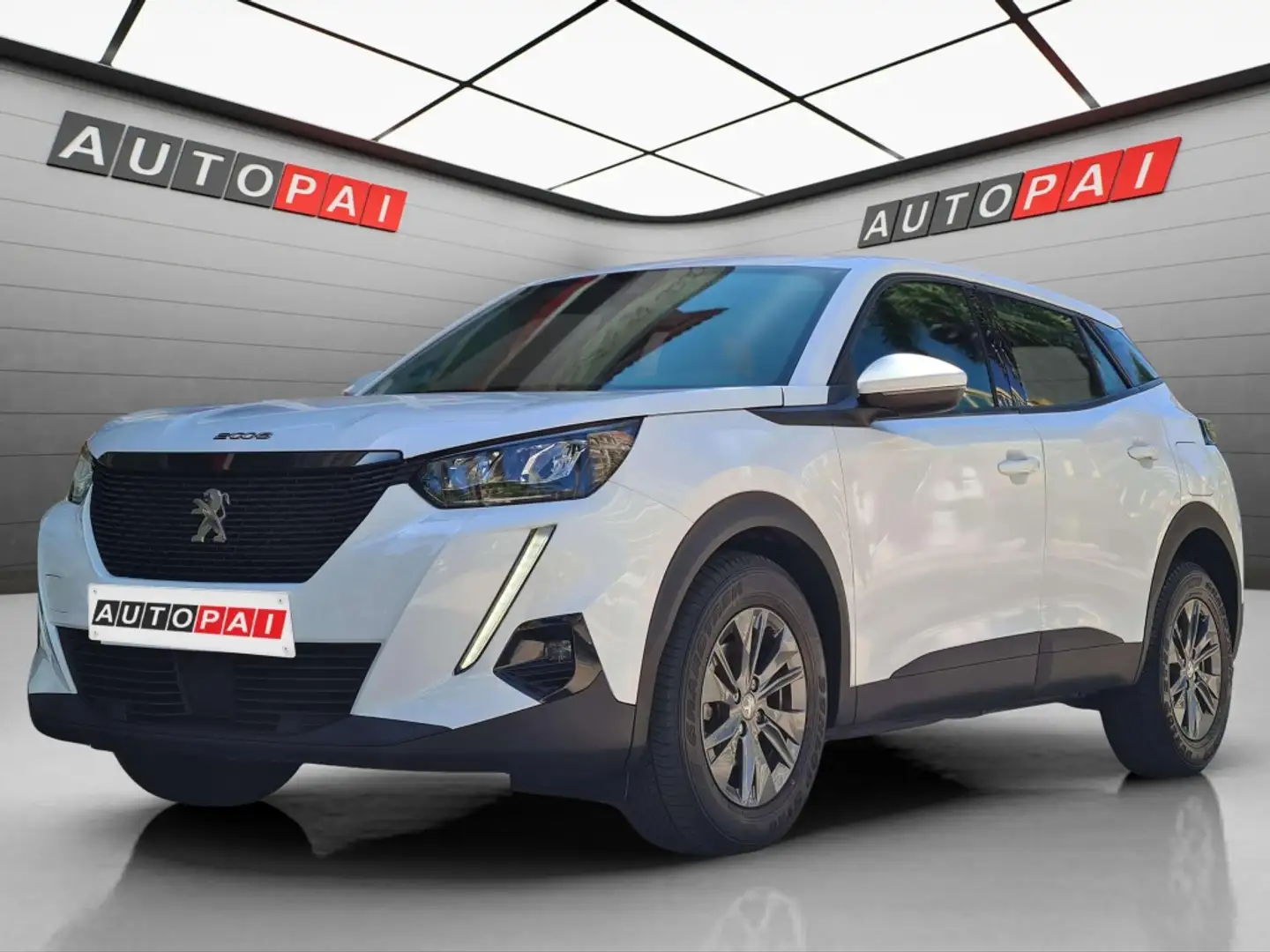 Peugeot 2008 1.2 PureTech S&S Active Pack 100 Wit - 1