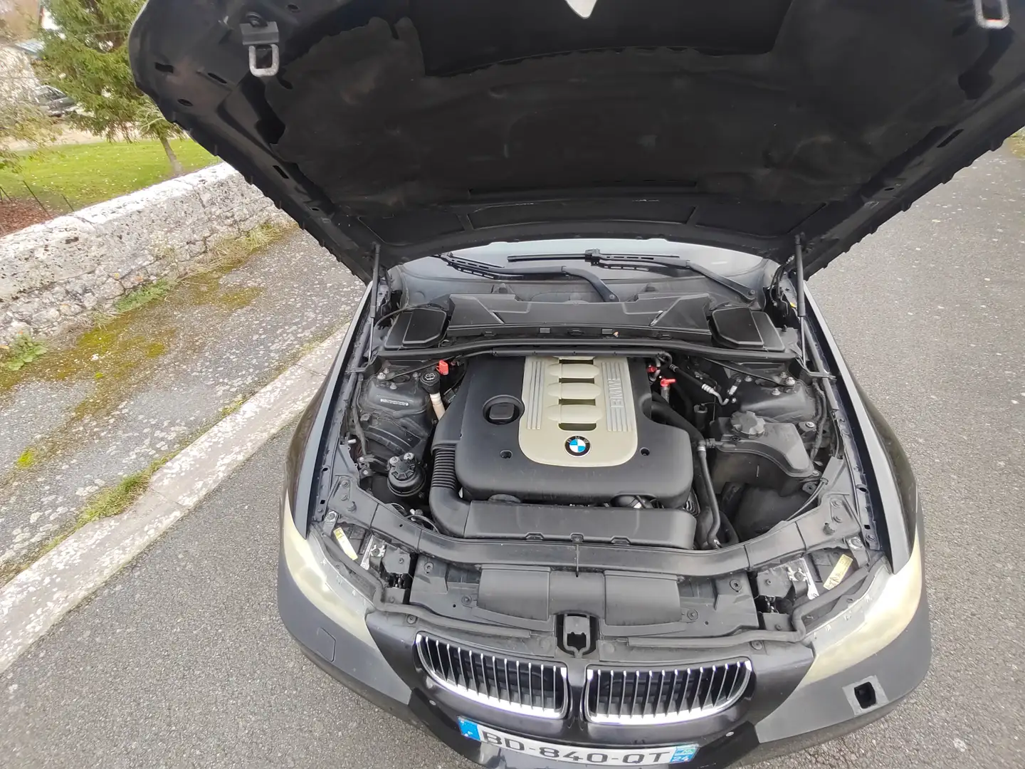 BMW 330 Touring 330d 231ch Sport A - 2