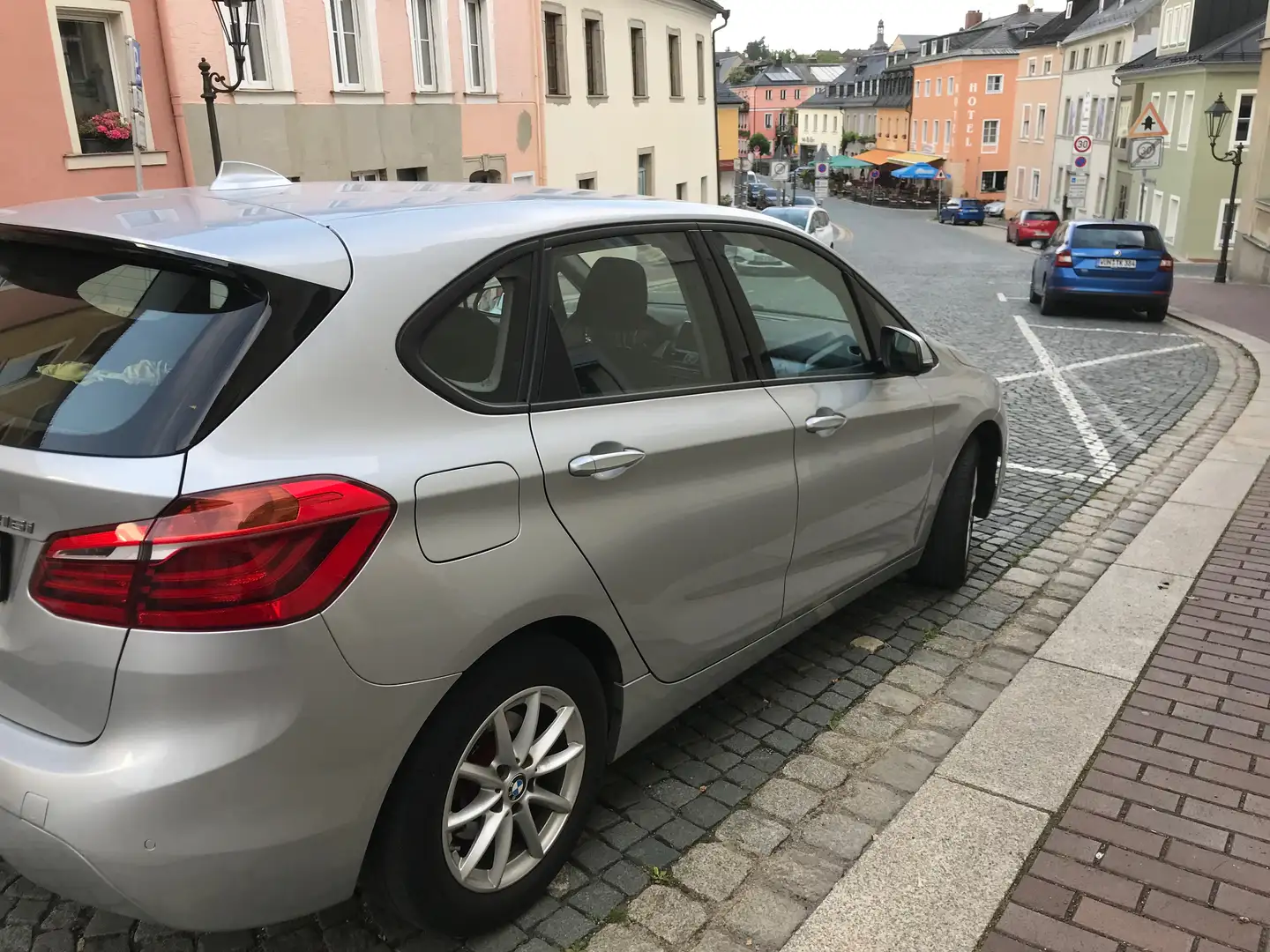 BMW 216 216i Active Tourer Silber - 2