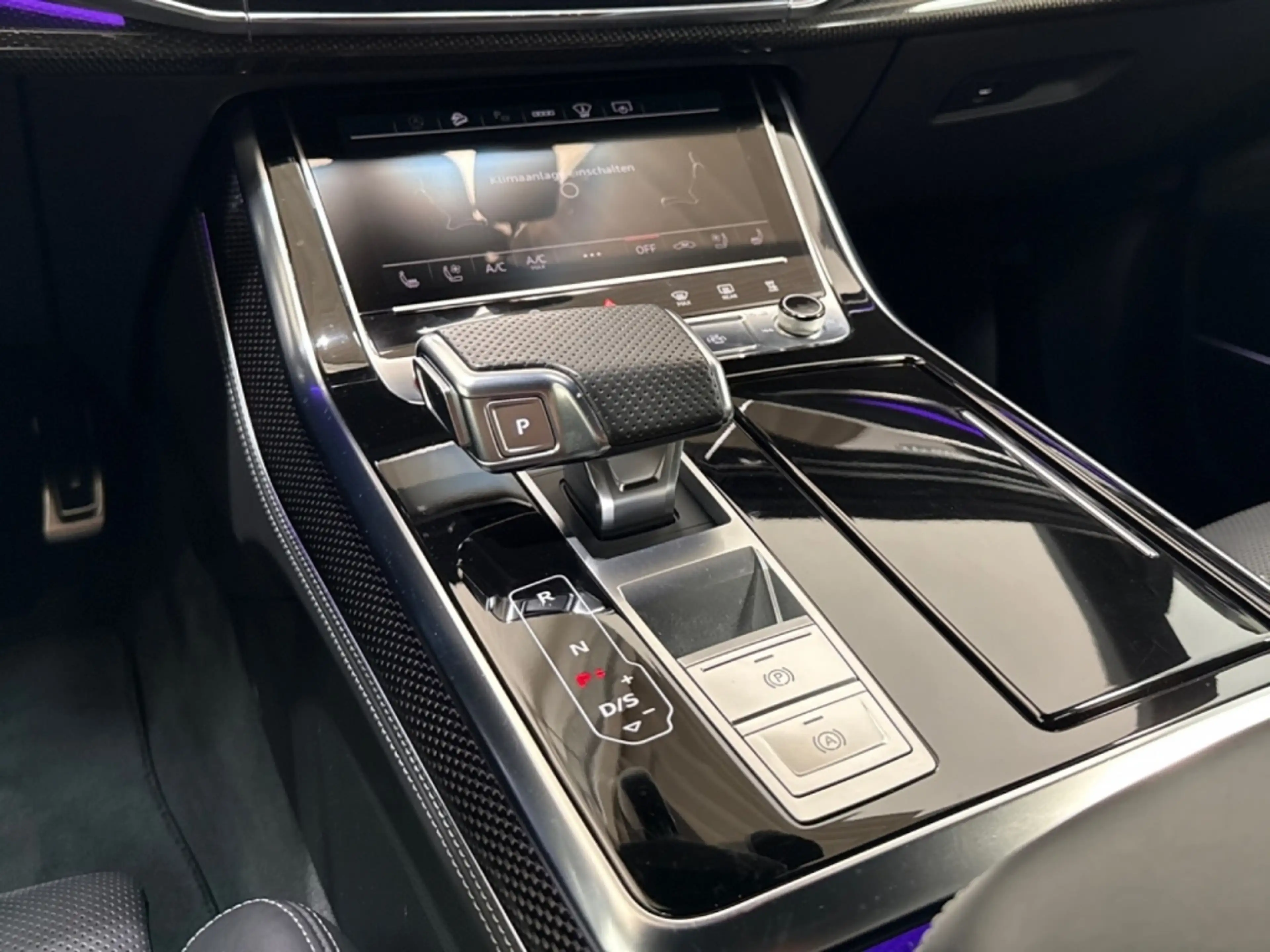 Audi SQ8 4.0TFSI QU GARANTIE BLACK MATRIX 360°HUD B&O SOFT — photo 15