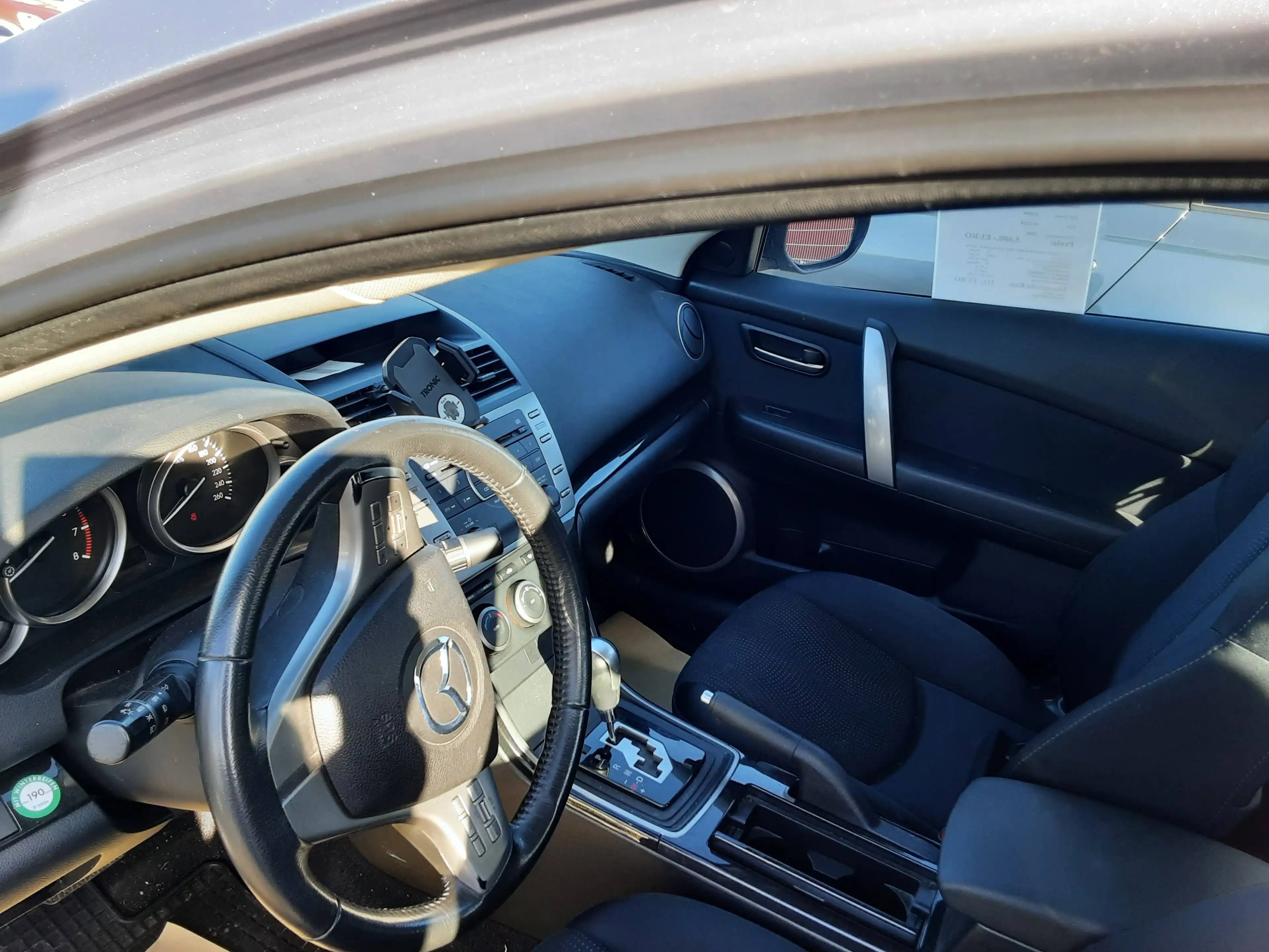 Mazda 6 2.0  Exclusive (4-trg.) — photo 3