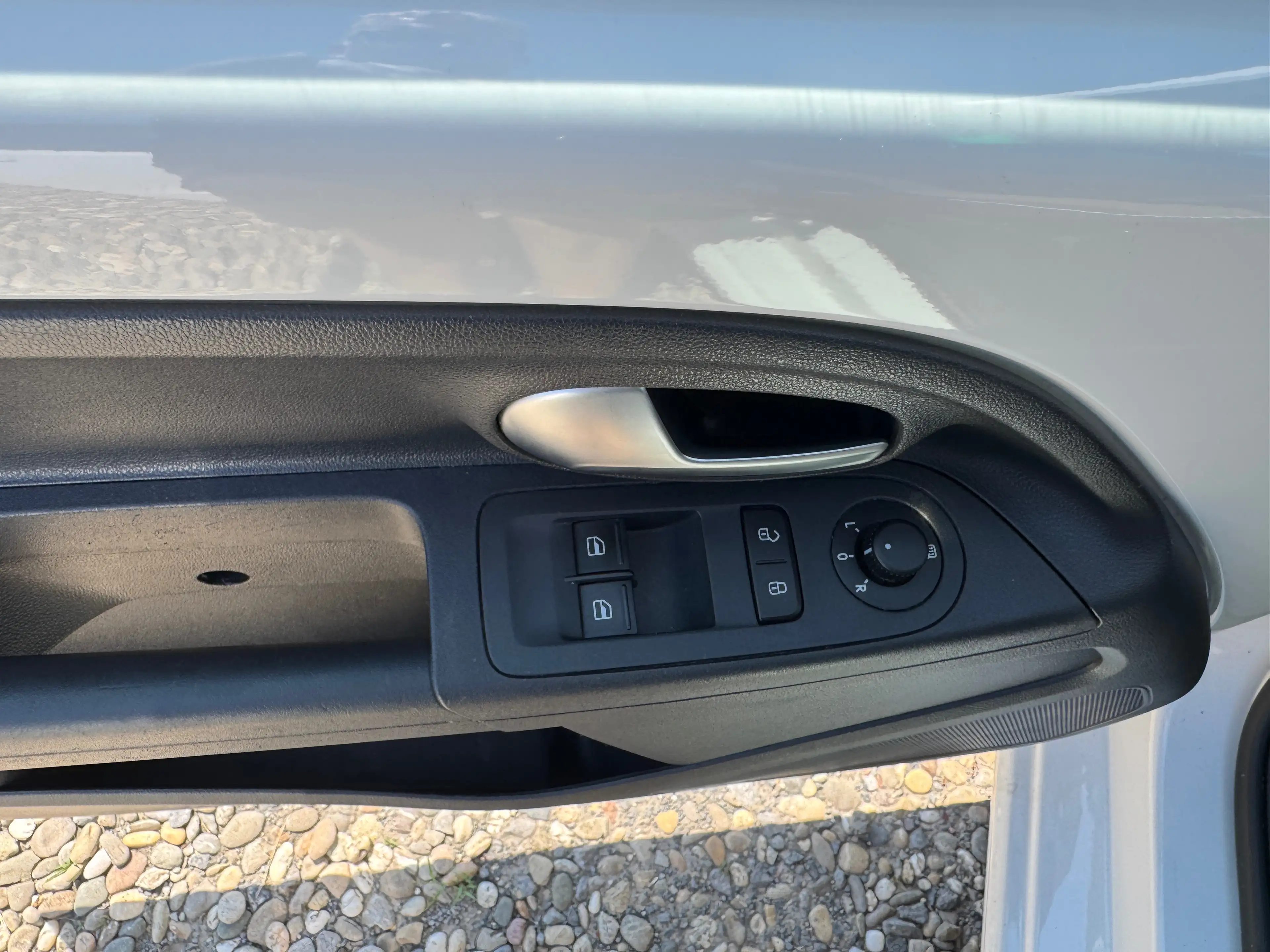 SEAT Mii 1.0 Chic — photo 8
