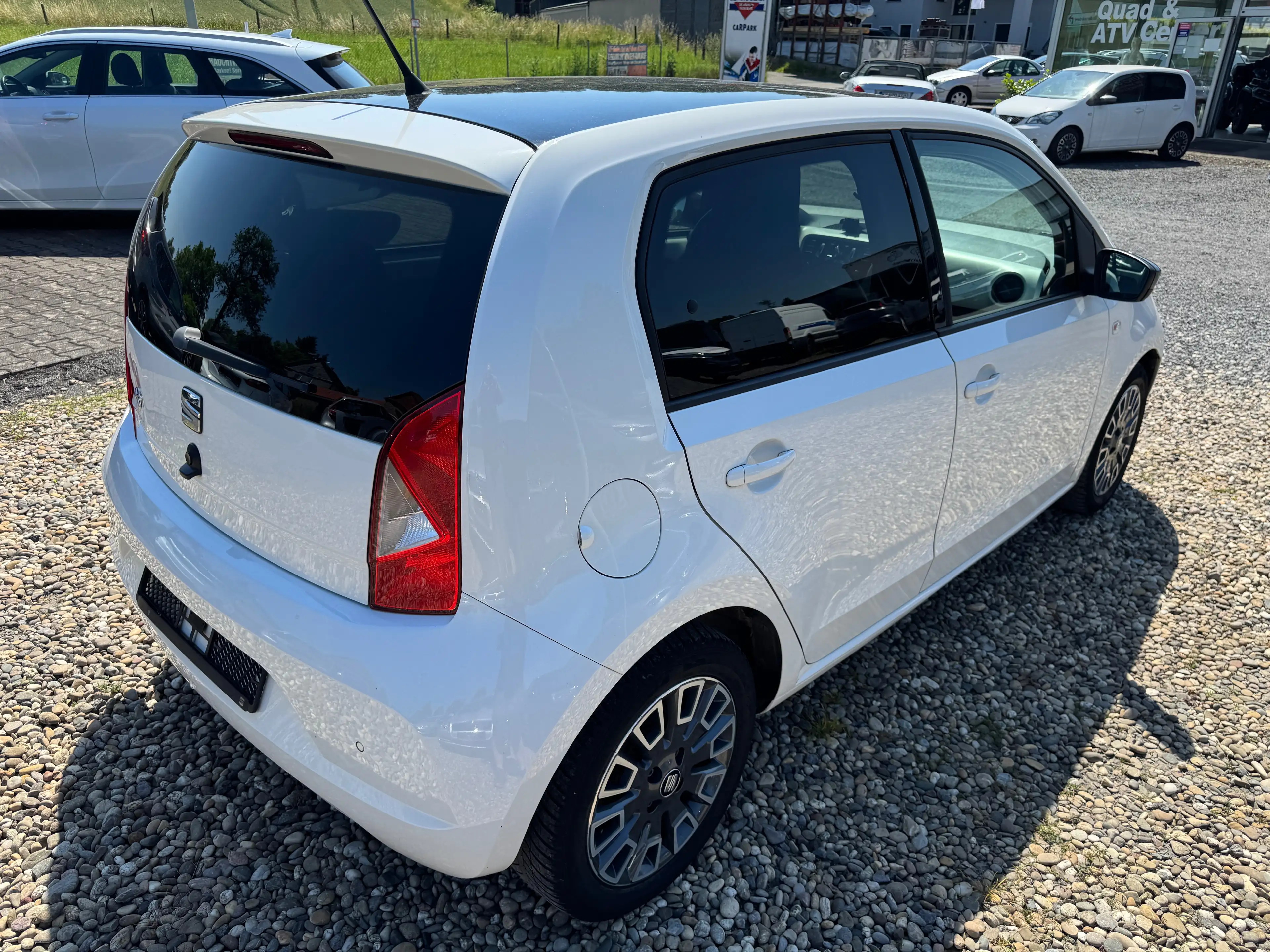 SEAT Mii 1.0 Chic — photo 3