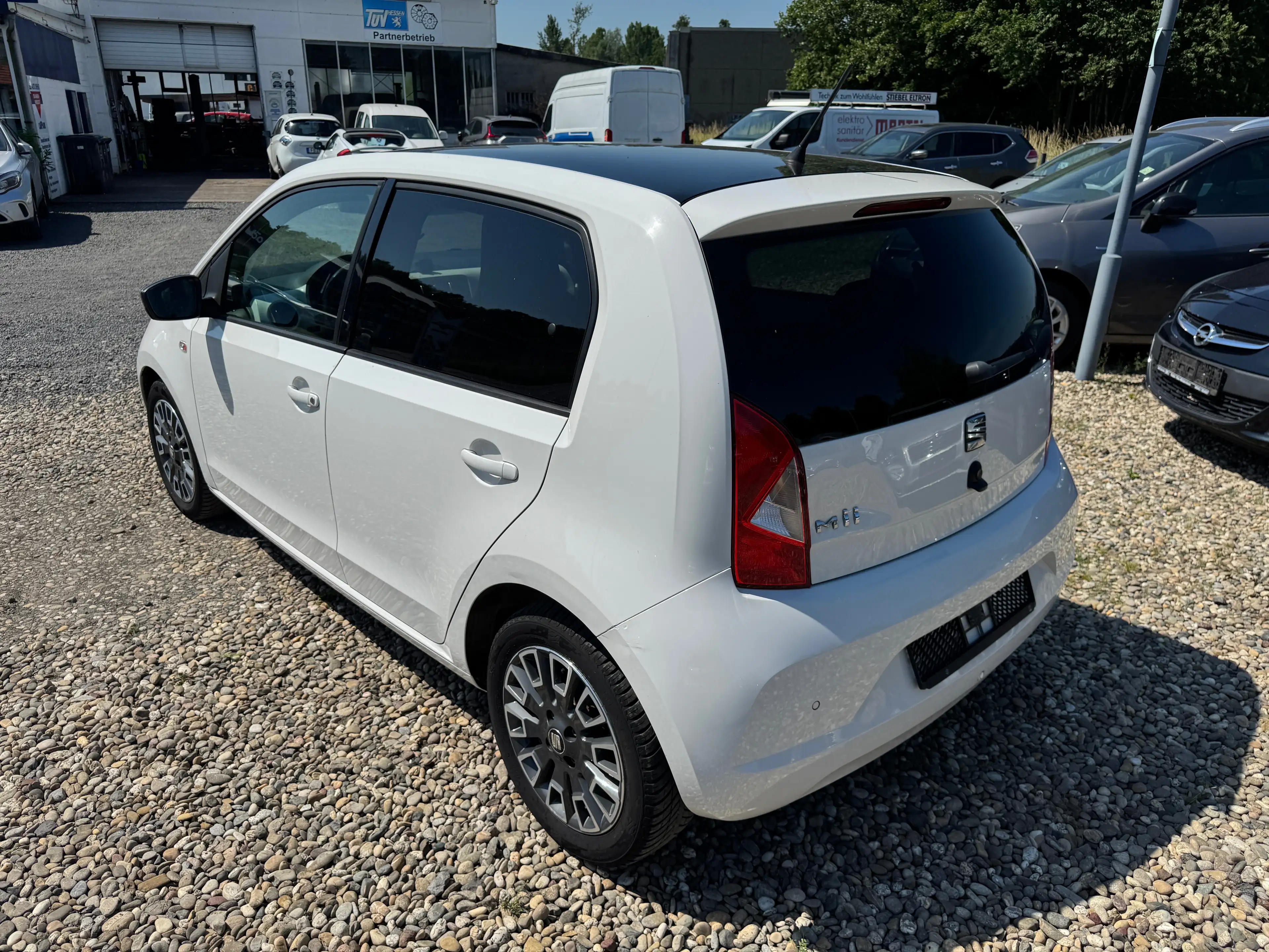 SEAT Mii 1.0 Chic — photo 2