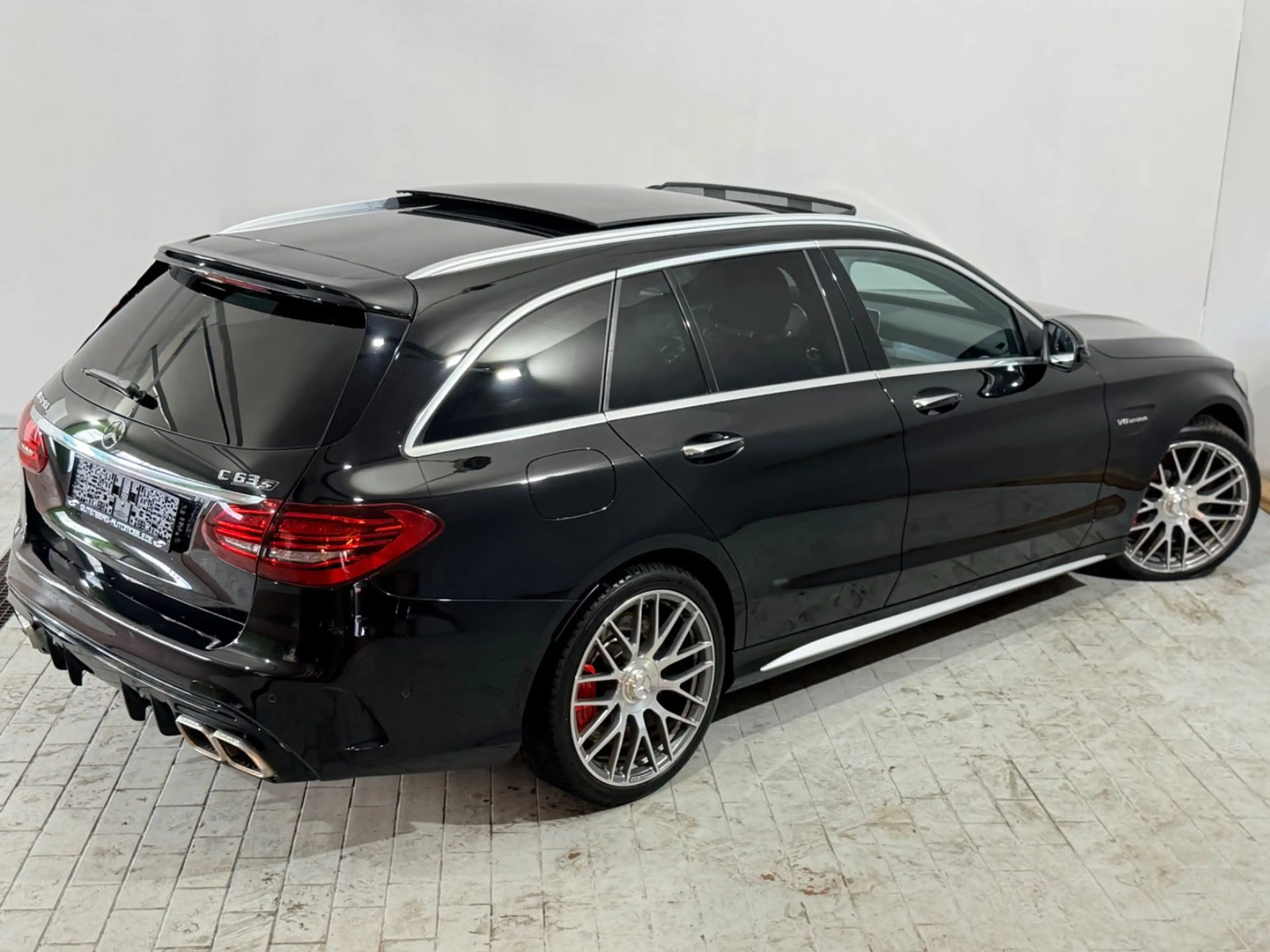 Mercedes-Benz C 63 AMG C63 S AMG Pano Burmester Head Up 1.Hand — photo 11