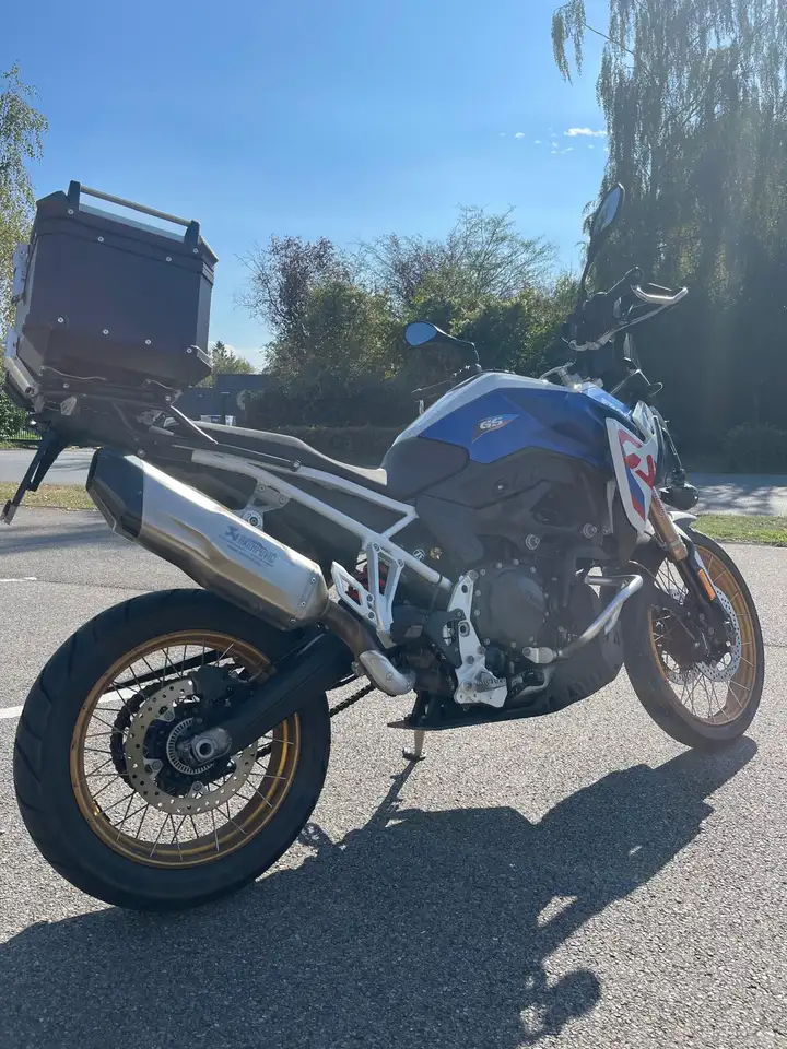 BMW F 900 GS