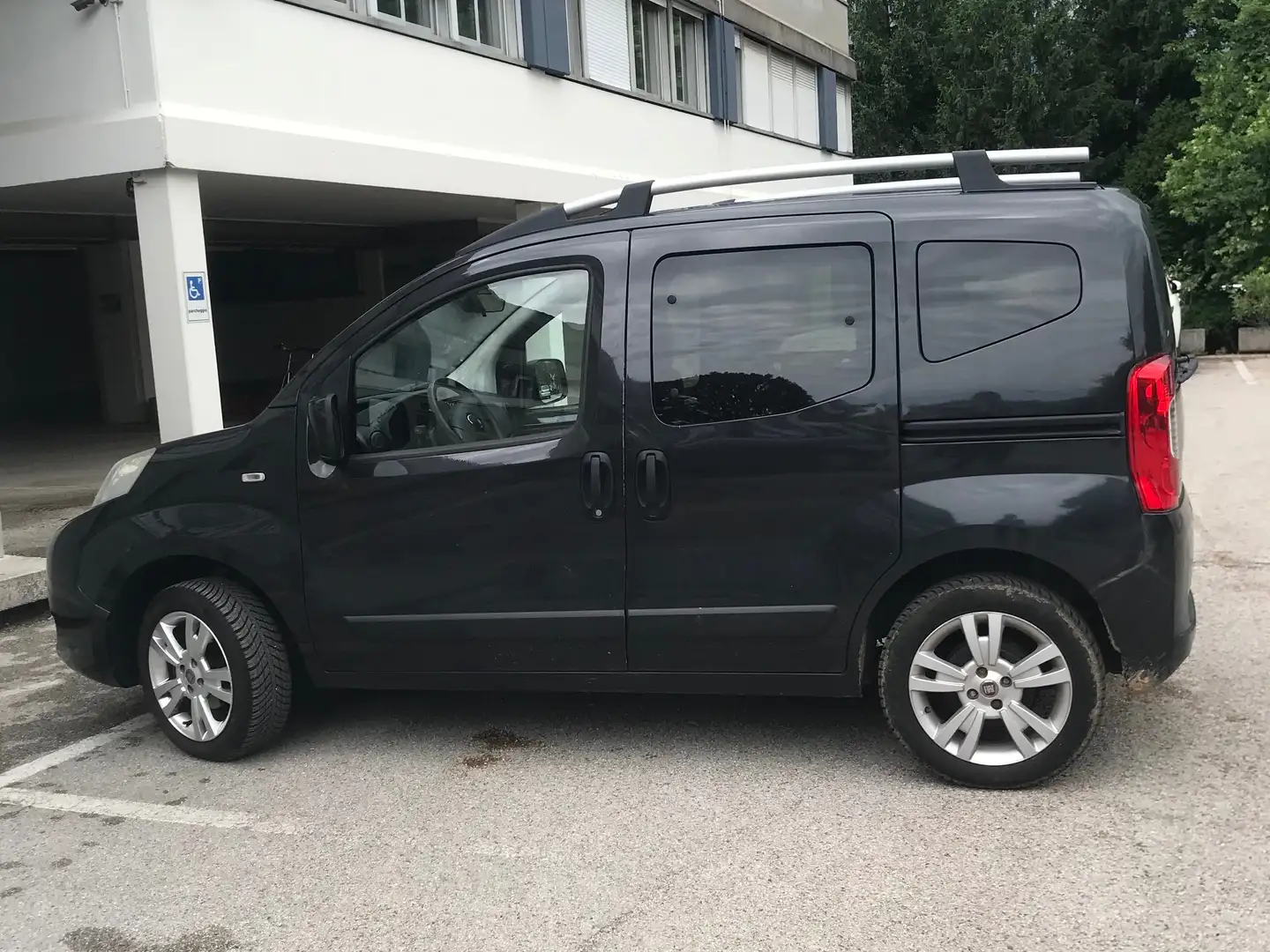 Fiat Qubo Qubo 2008 1.4 8v natural power Dynamic 70cv Negro - 2